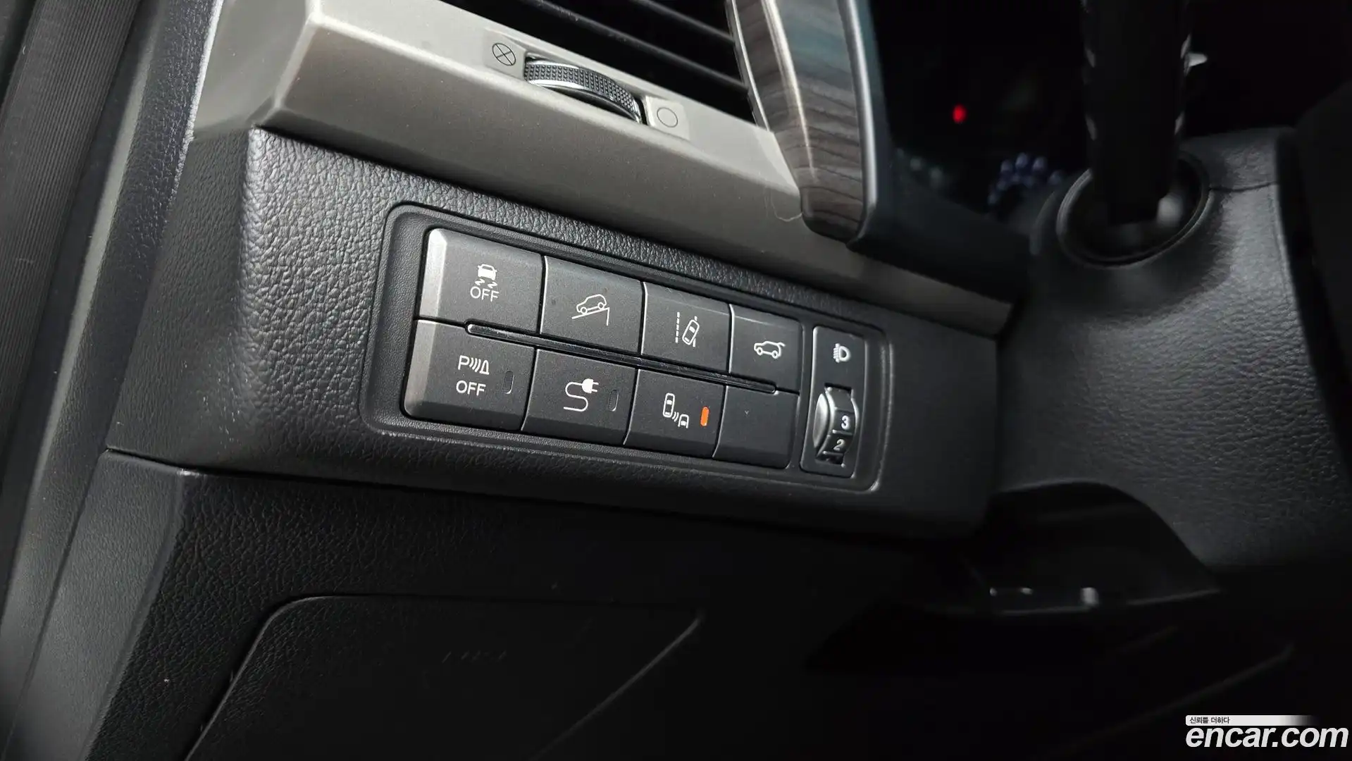 Rexton KG Mobility 2017.6-OPTION-021