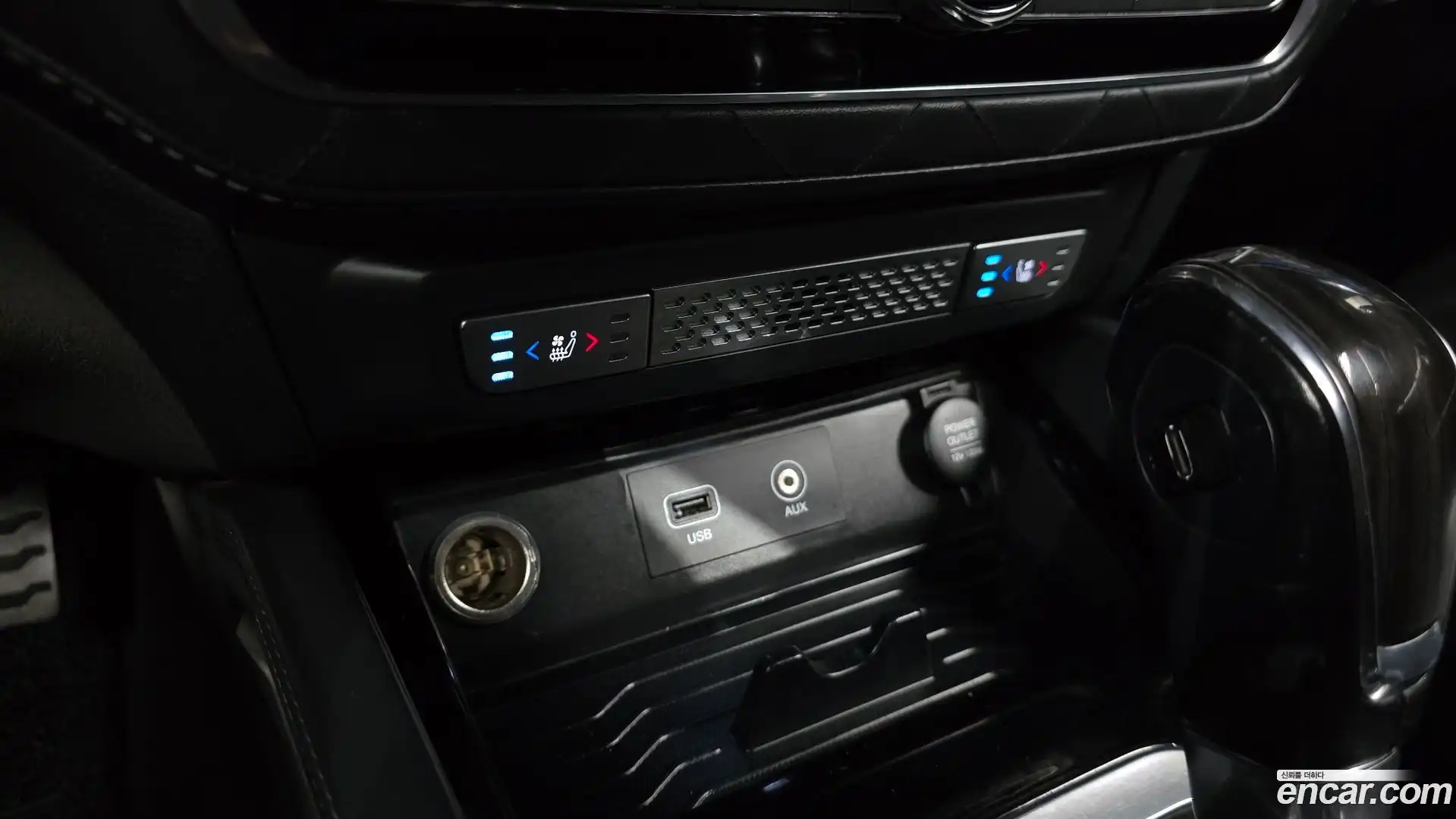 Rexton KG Mobility 2017.6-OPTION-022