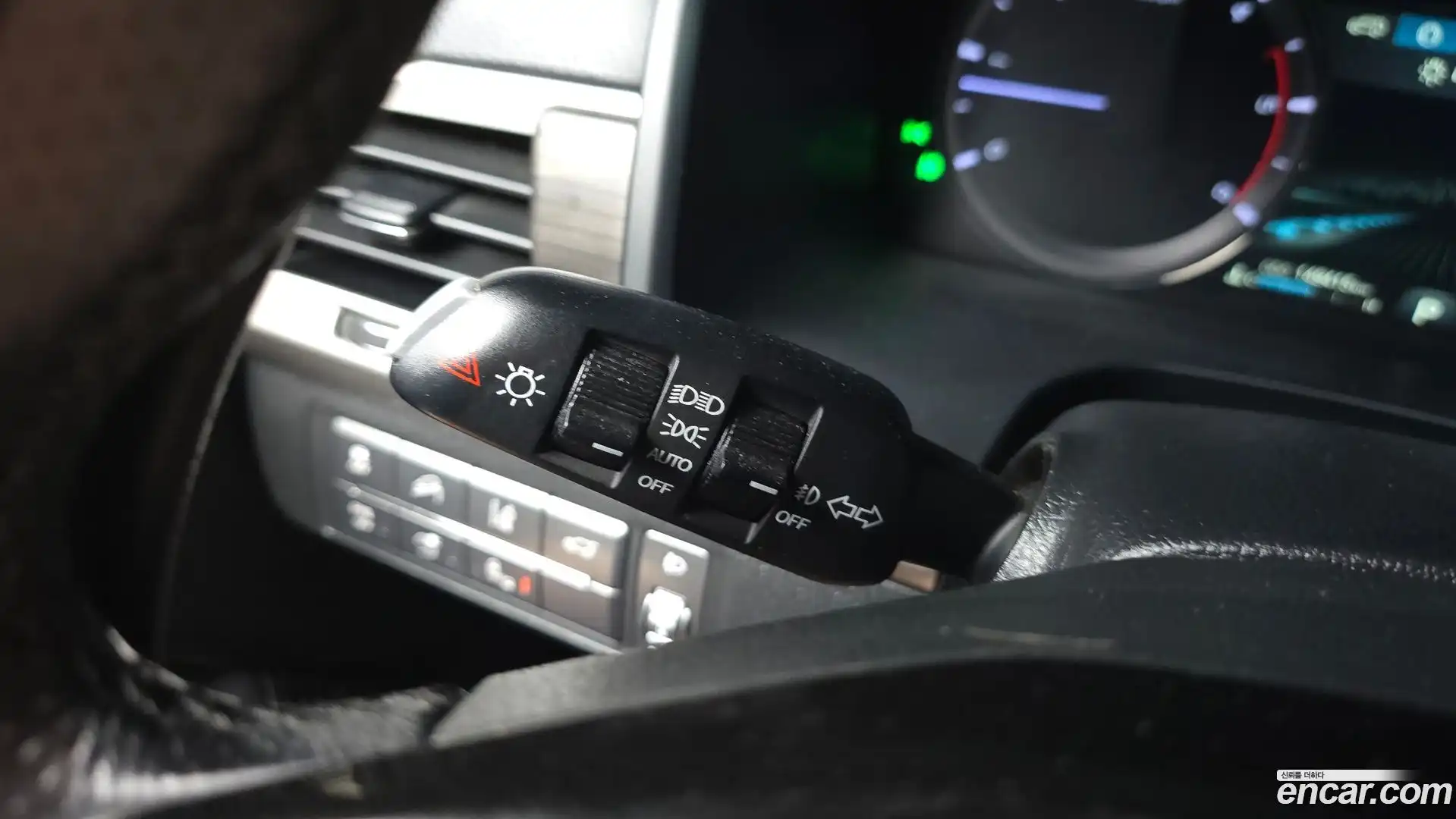 Rexton KG Mobility 2017.6-OPTION-040