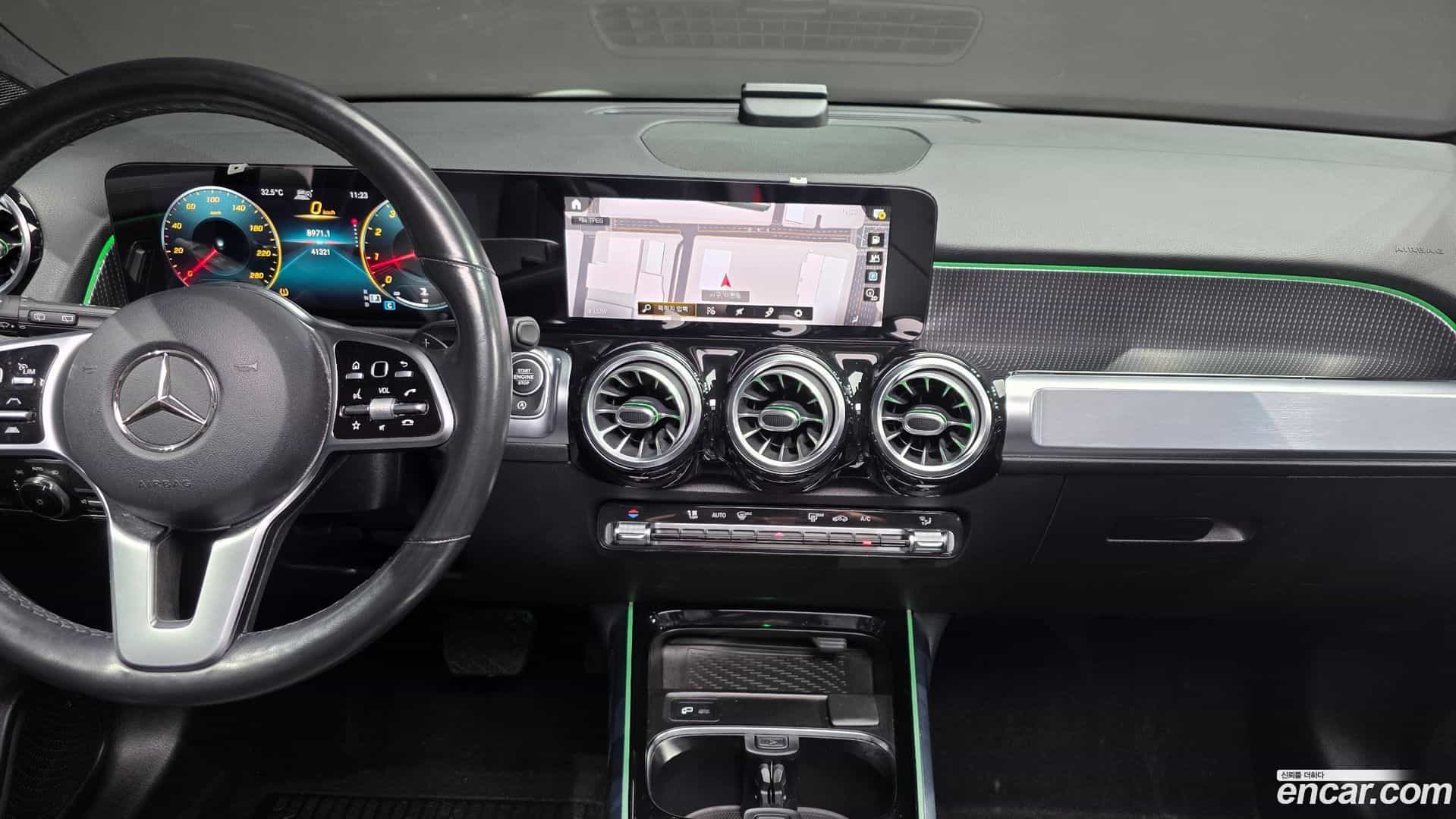 GLB-Class Mercedes-Benz 2021.1-OPTION-020