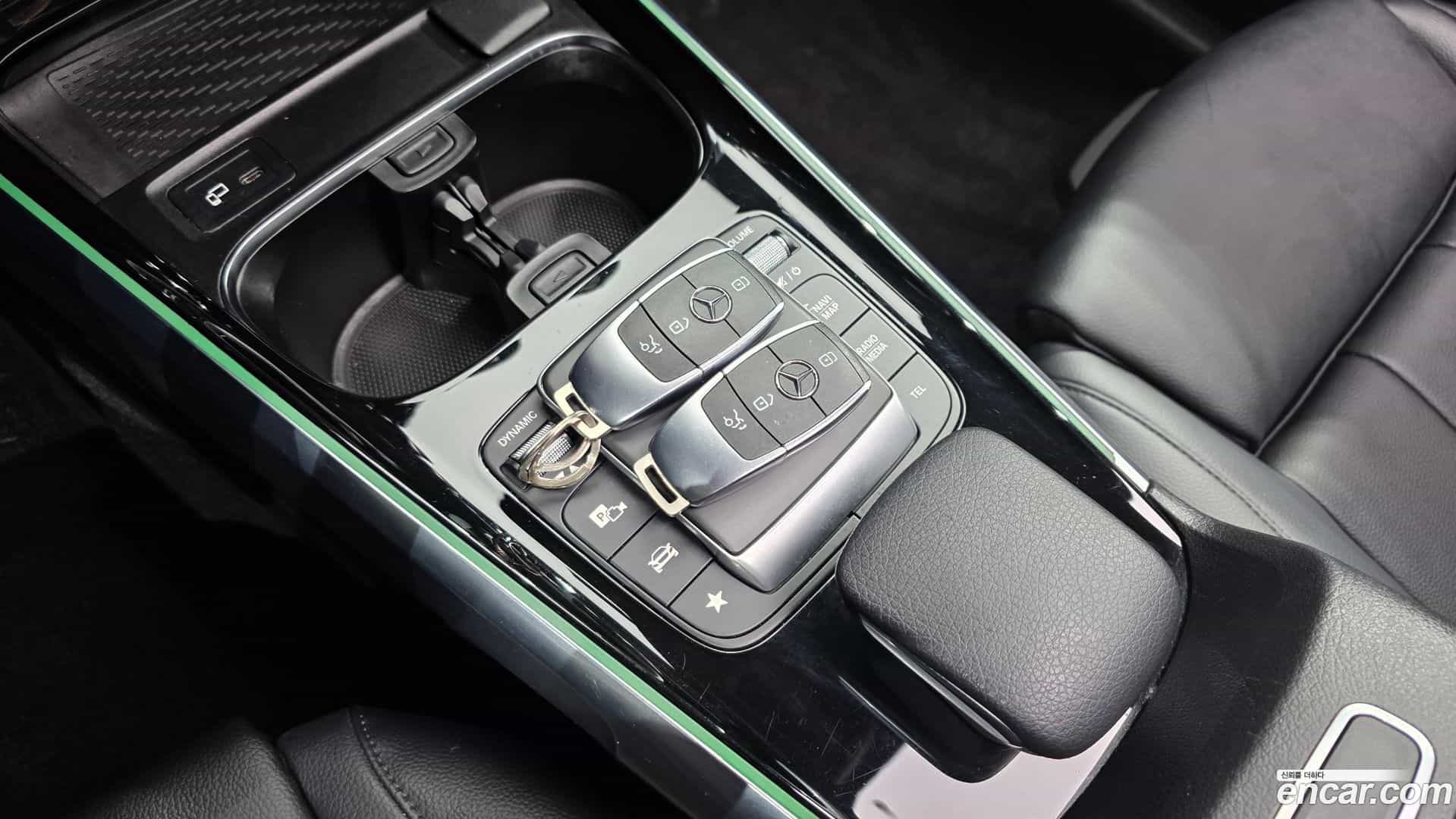 GLB-Class Mercedes-Benz 2021.1-OPTION-041