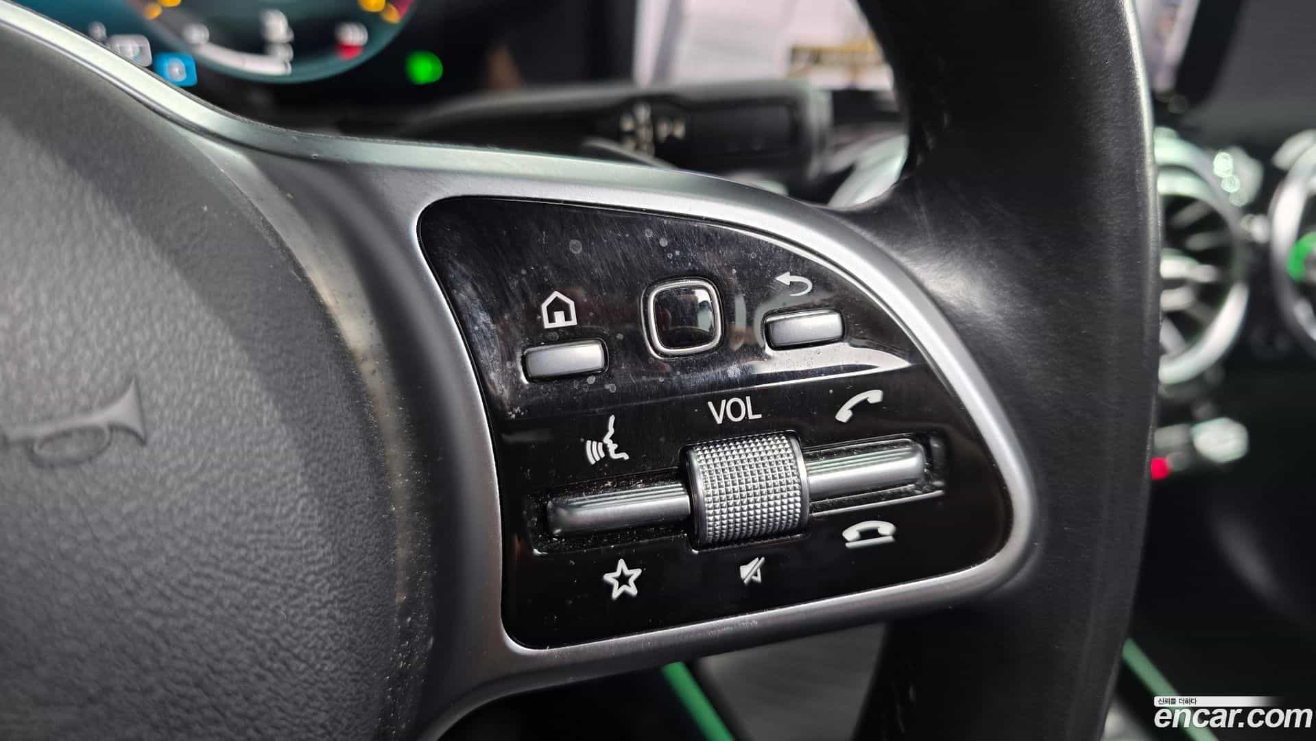 GLB-Class Mercedes-Benz 2021.1-OPTION-043