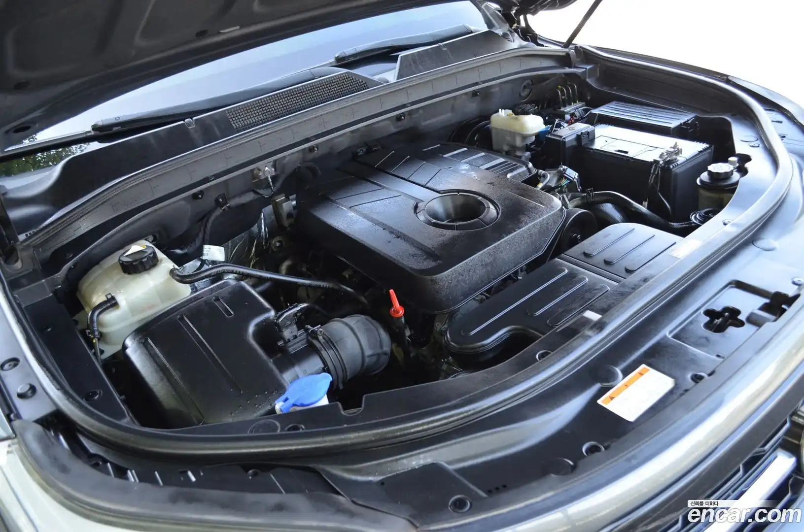 Rexton KG Mobility 2019.4-INNER-008