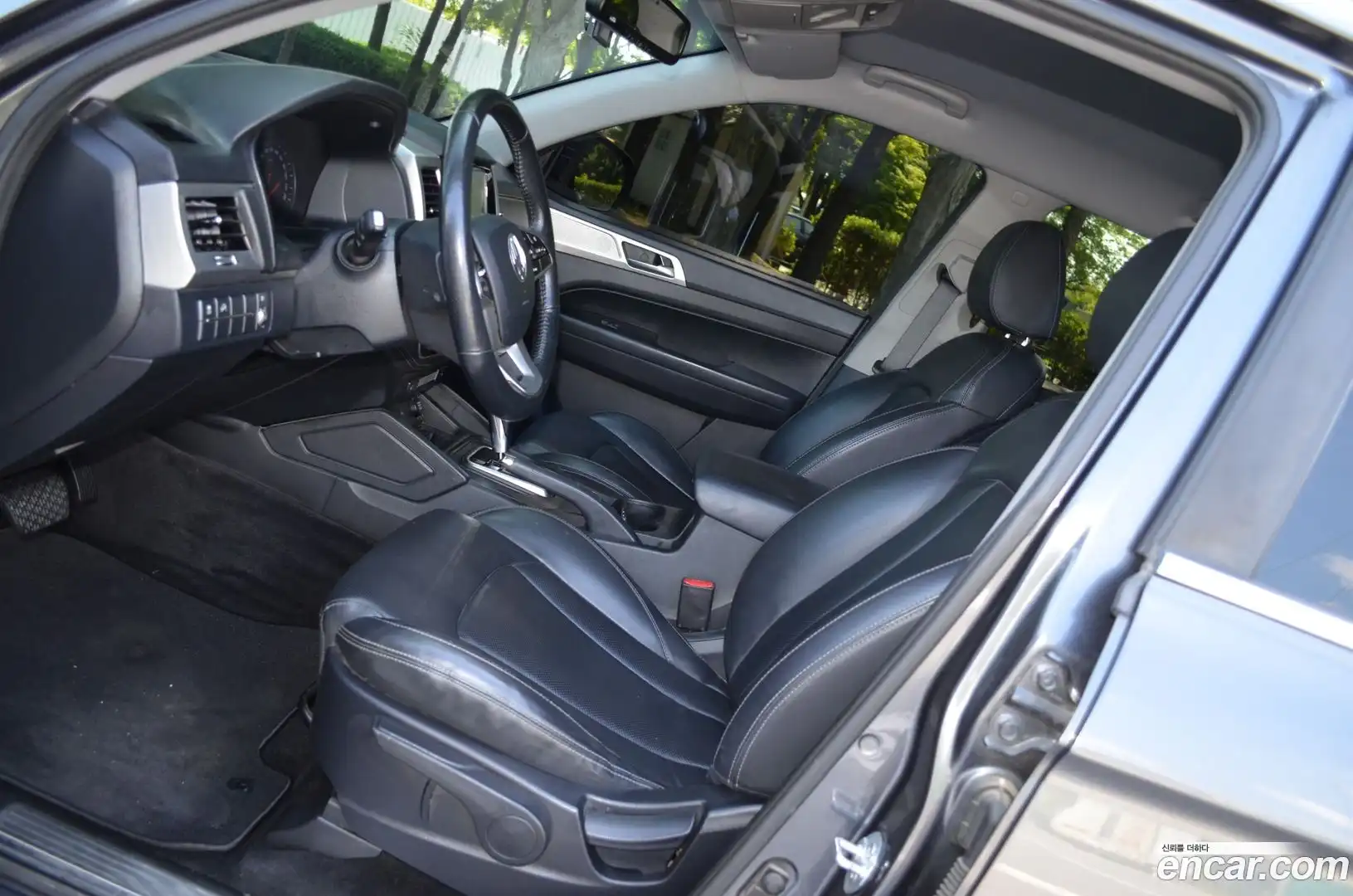 Rexton KG Mobility 2019.4-OPTION-015