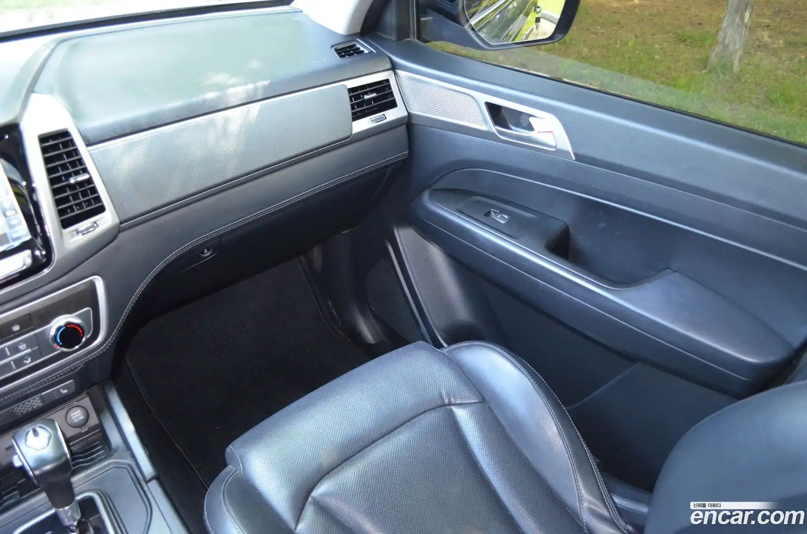 Rexton KG Mobility 2019.4-OPTION-016