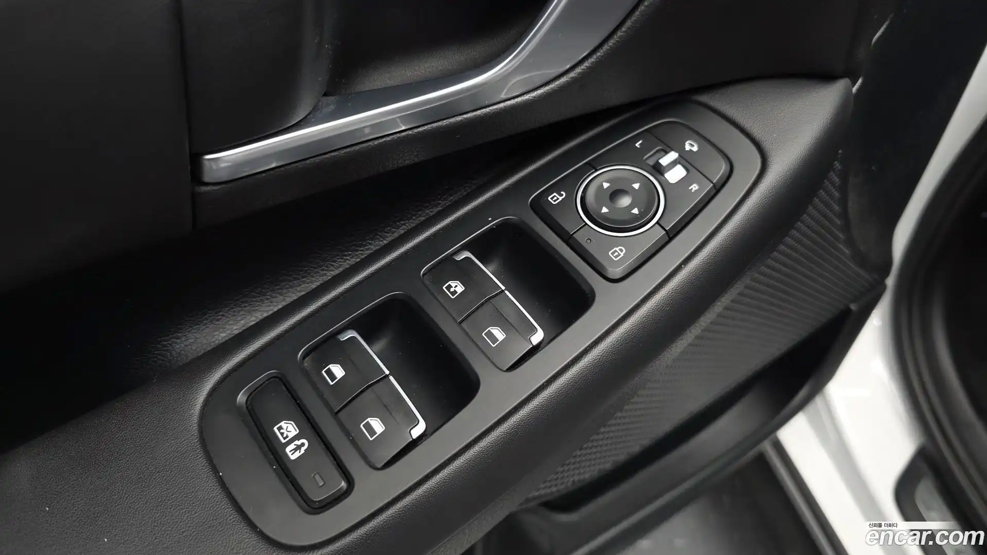 Sonata Hyundai 2019.7-OPTION-022