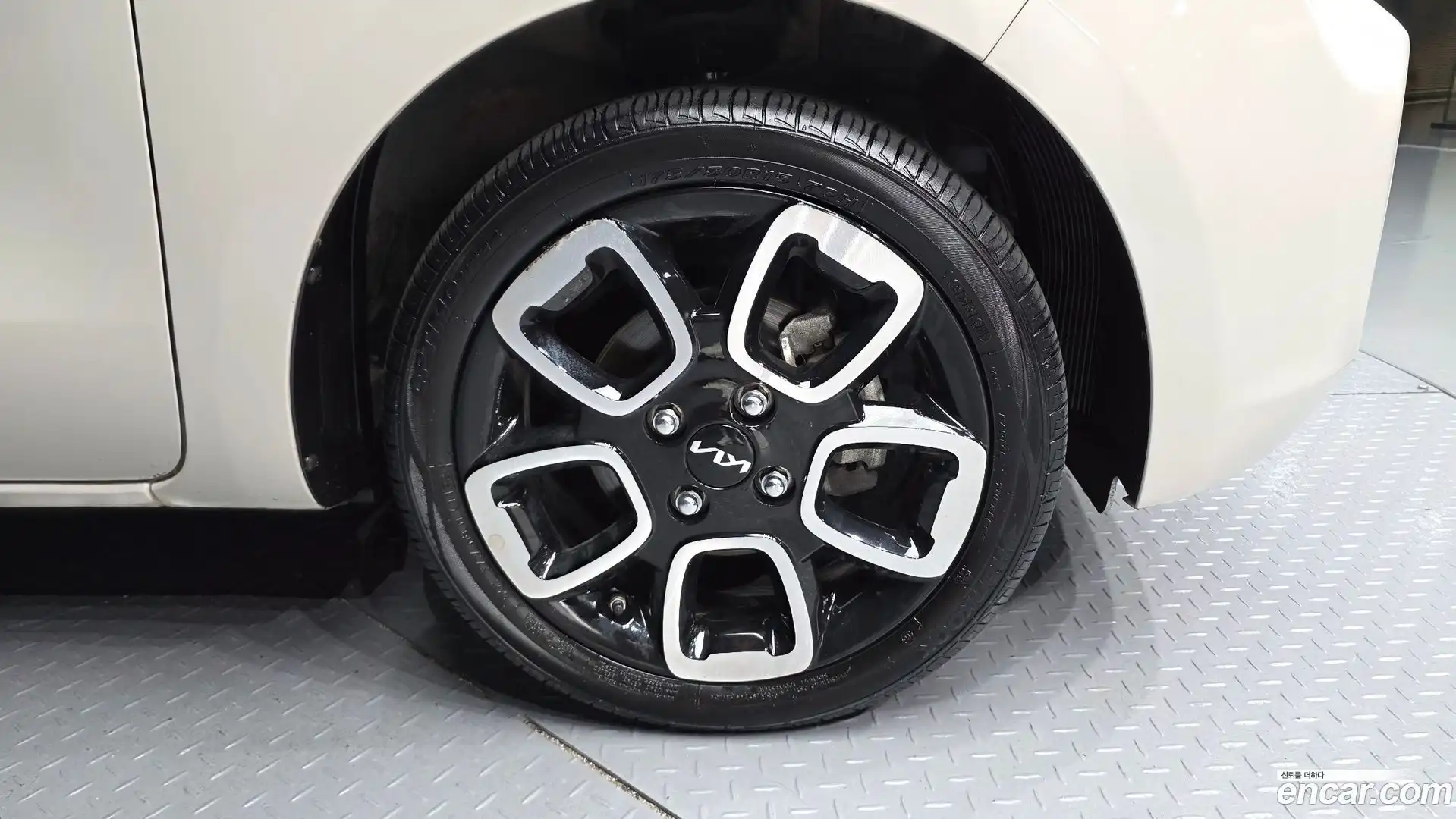 RAY Kia 2022.3-OUTER-031