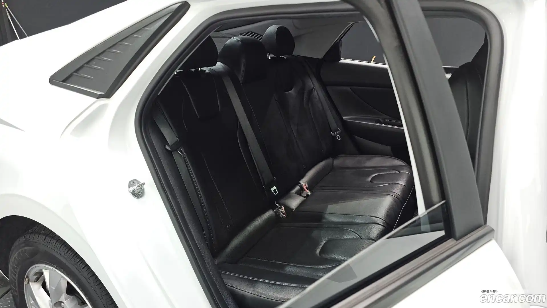AVANTE Hyundai 2021.7-OPTION-015