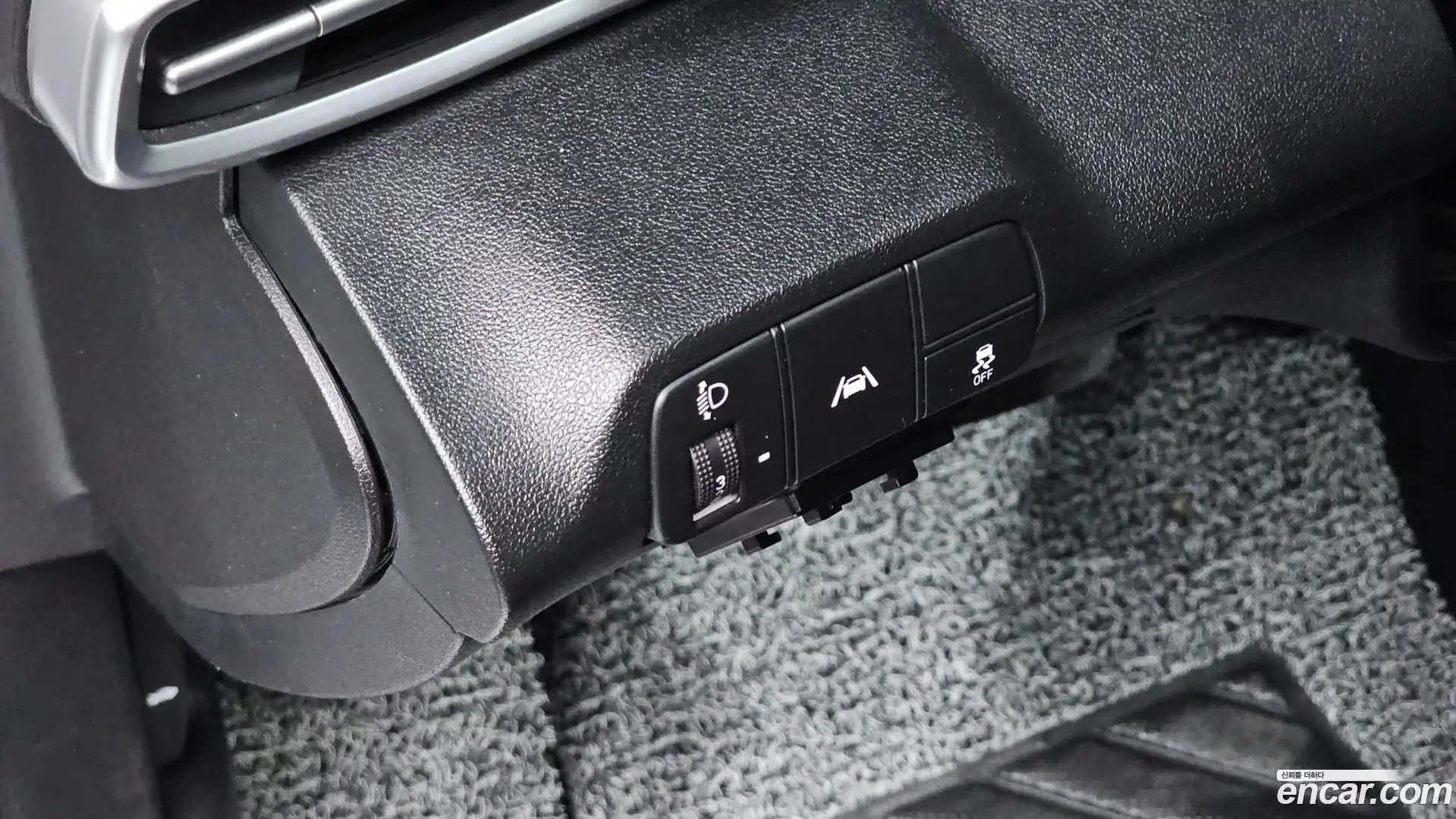 AVANTE Hyundai 2021.7-OPTION-018