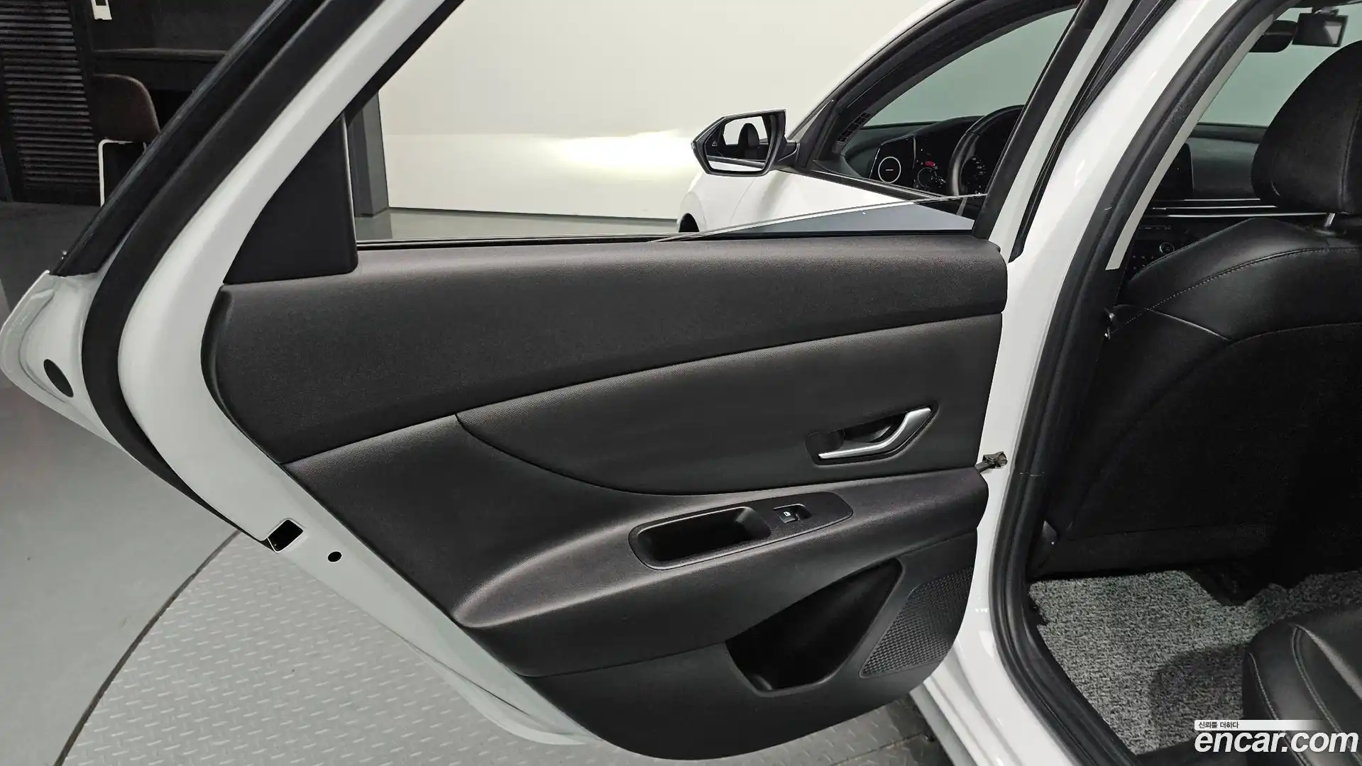 AVANTE Hyundai 2021.7-INNER-035