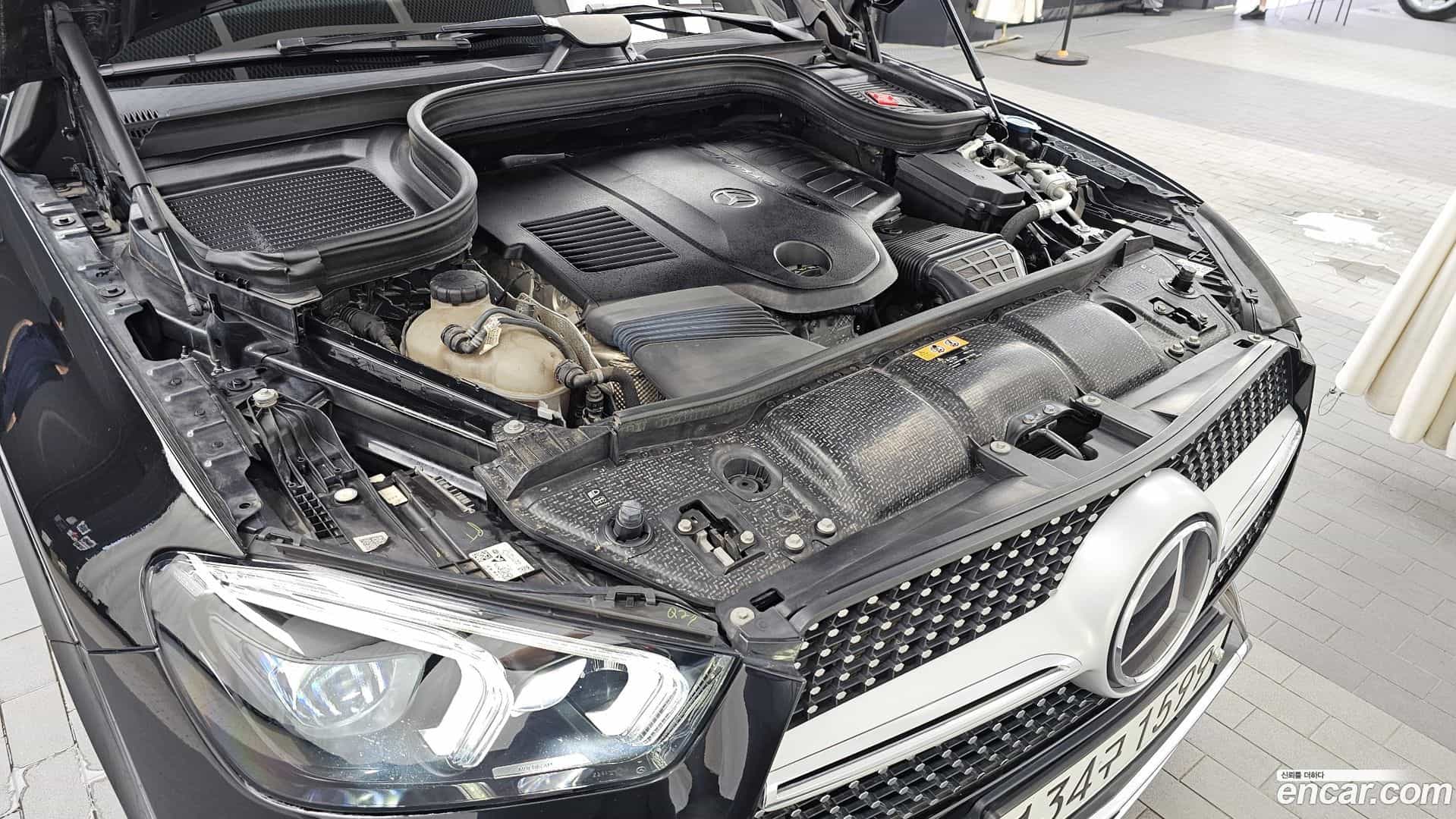 GLE-Class Mercedes-Benz 2020.4-OUTER-006