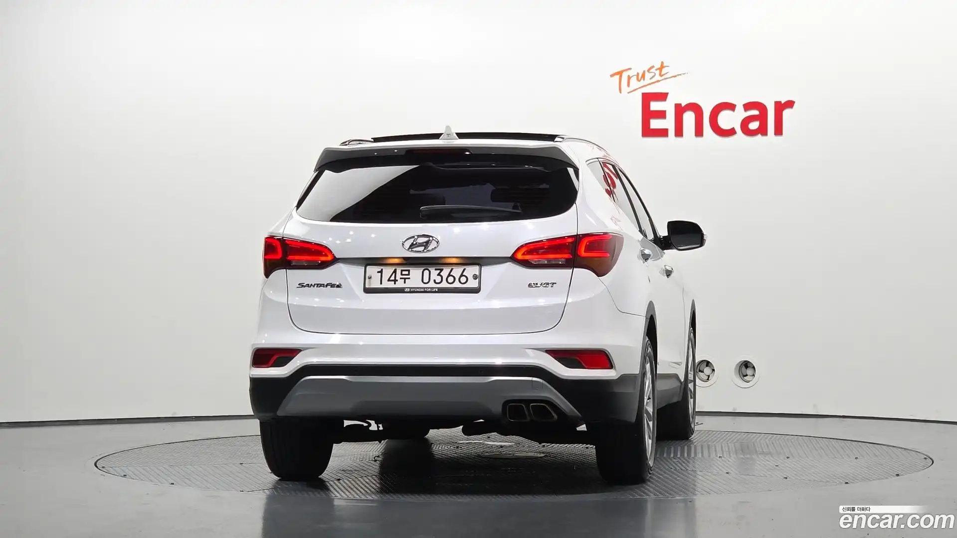 Santafe Hyundai 2015.8-OUTER-004