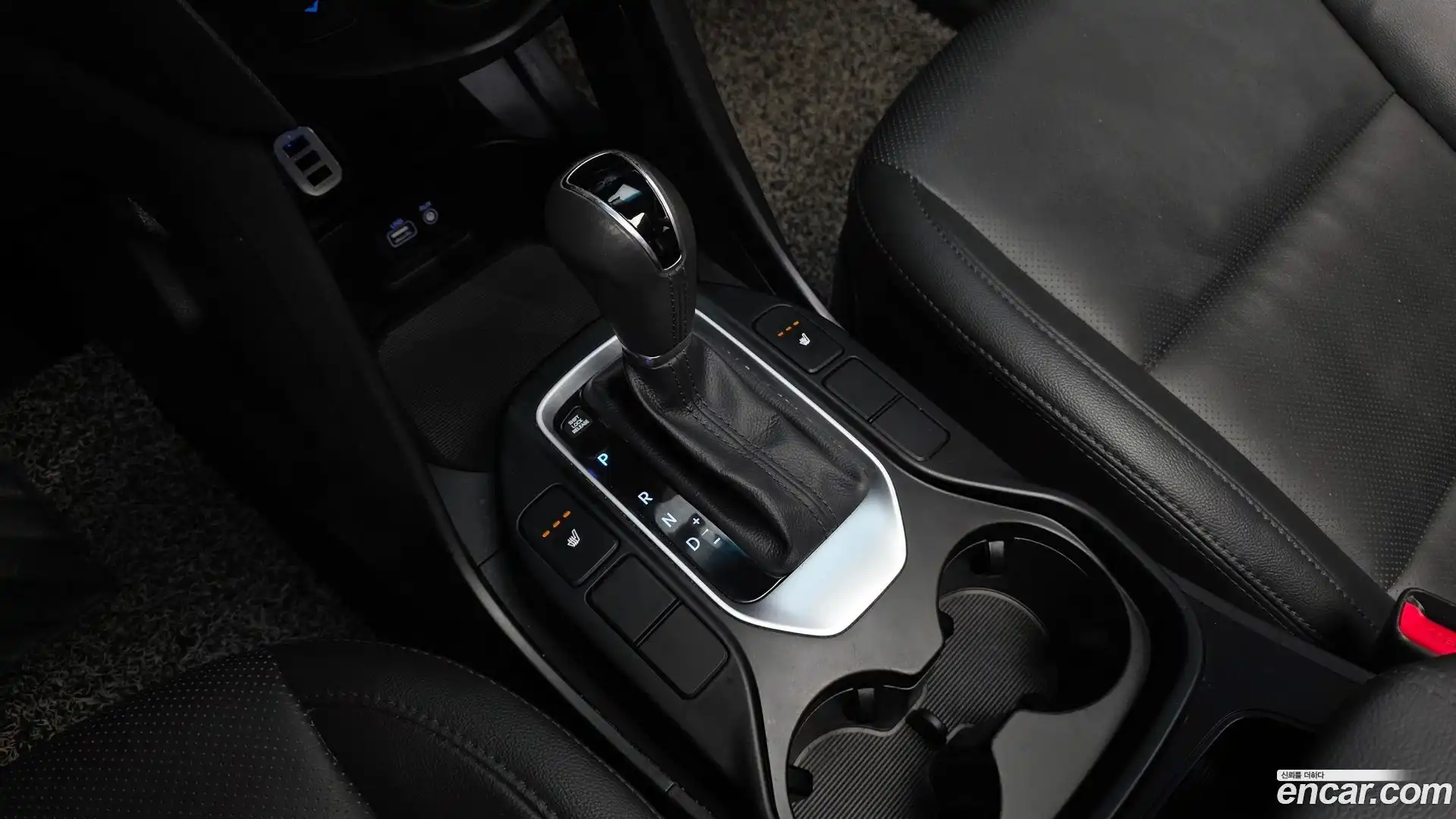 Santafe Hyundai 2015.8-INNER-009