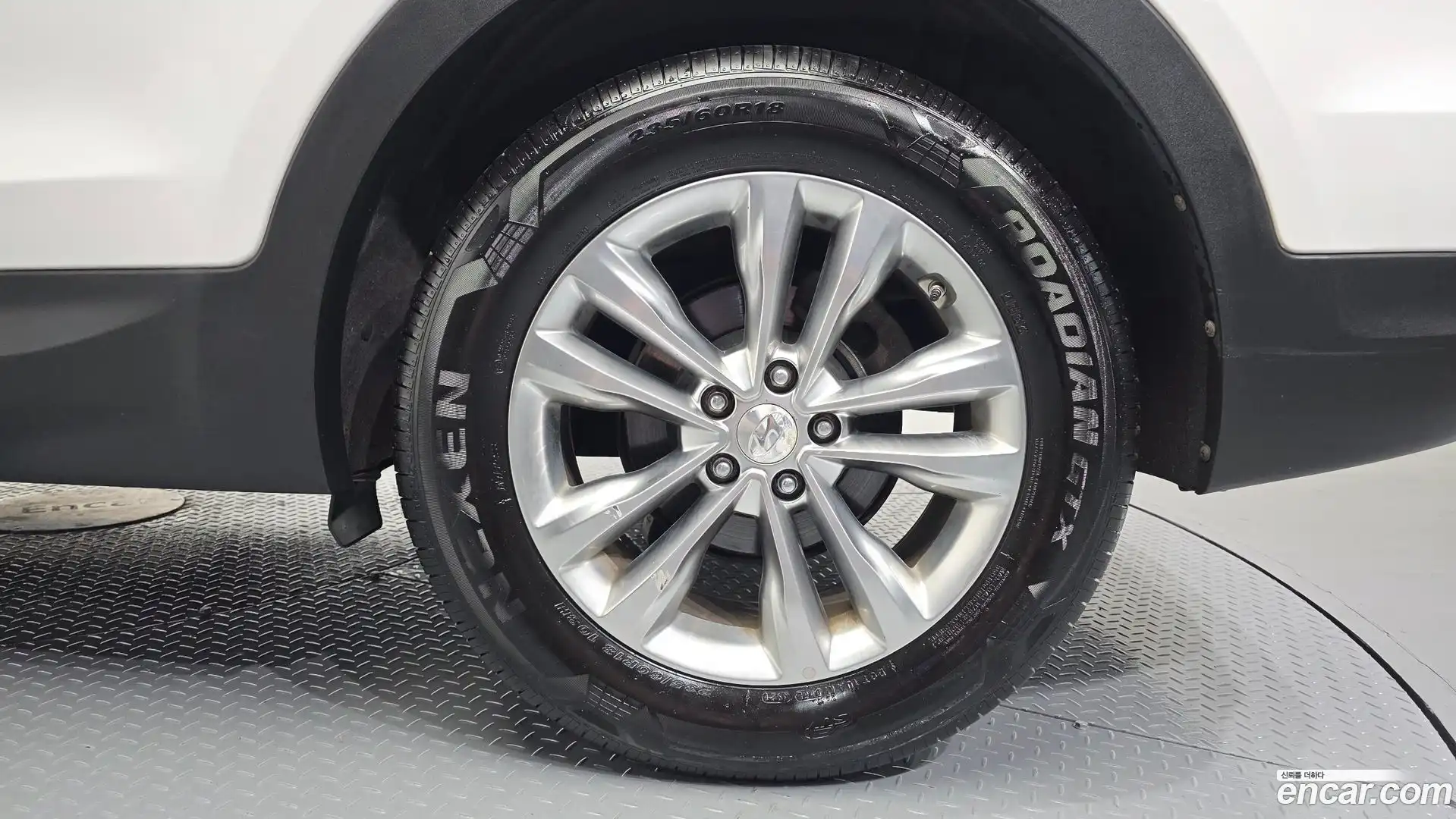 Santafe Hyundai 2015.8-OUTER-031