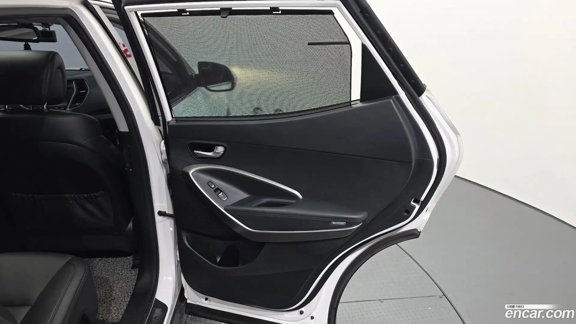 Santafe Hyundai 2015.8-INNER-035