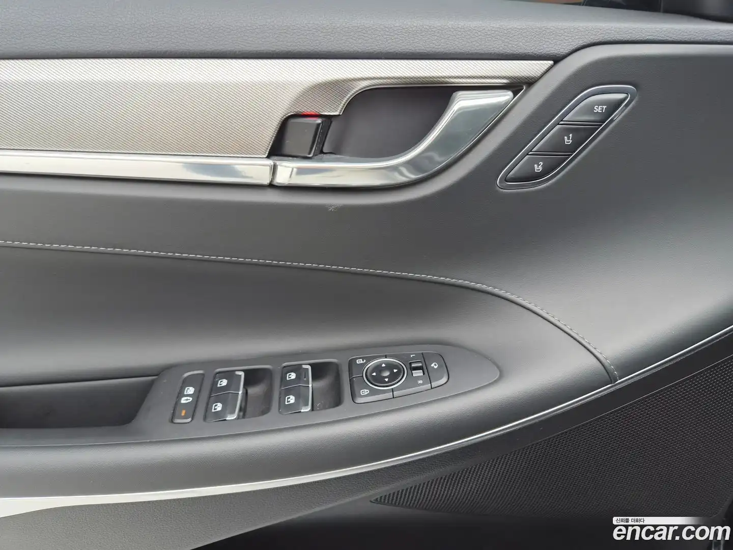 Grandeur Hyundai 2022.2-OPTION-017