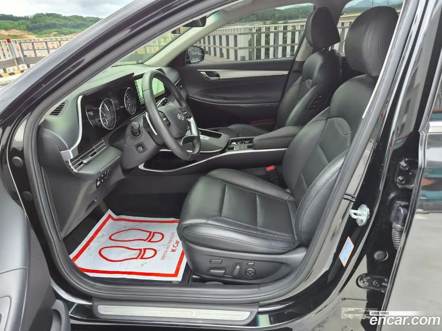 Grandeur Hyundai 2022.2-OPTION-018