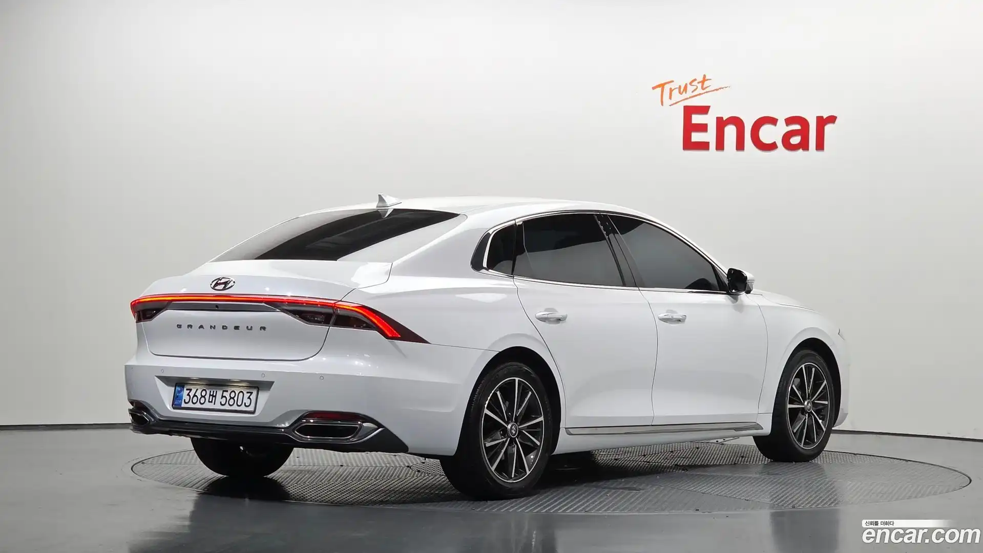 Grandeur Hyundai 2022.5-OUTER-002