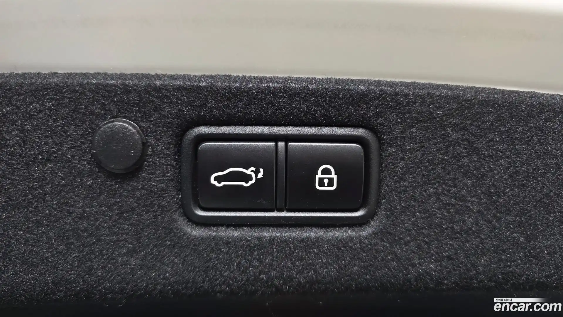 Grandeur Hyundai 2022.5-OPTION-040