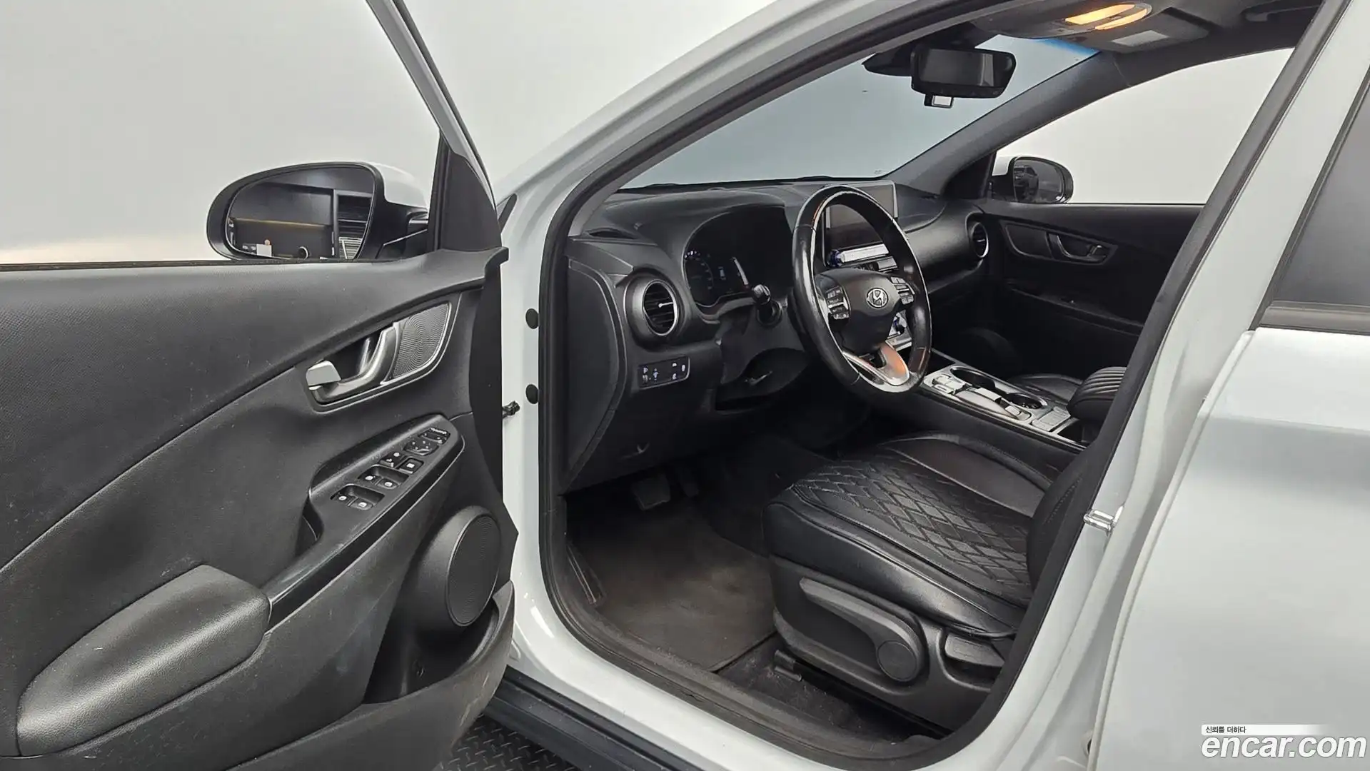 Kona Hyundai 2020.9-INNER-010