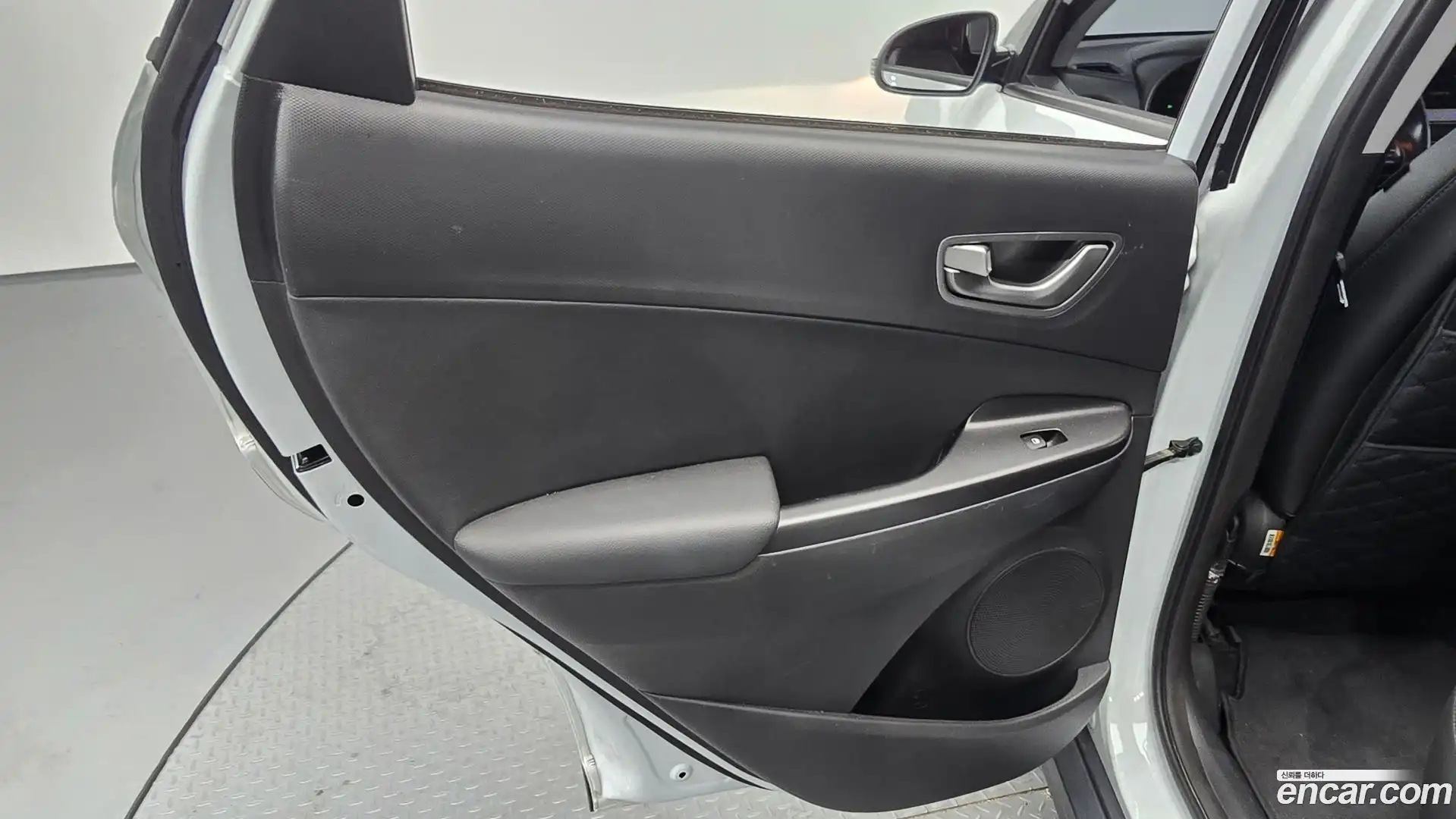 Kona Hyundai 2020.9-INNER-035