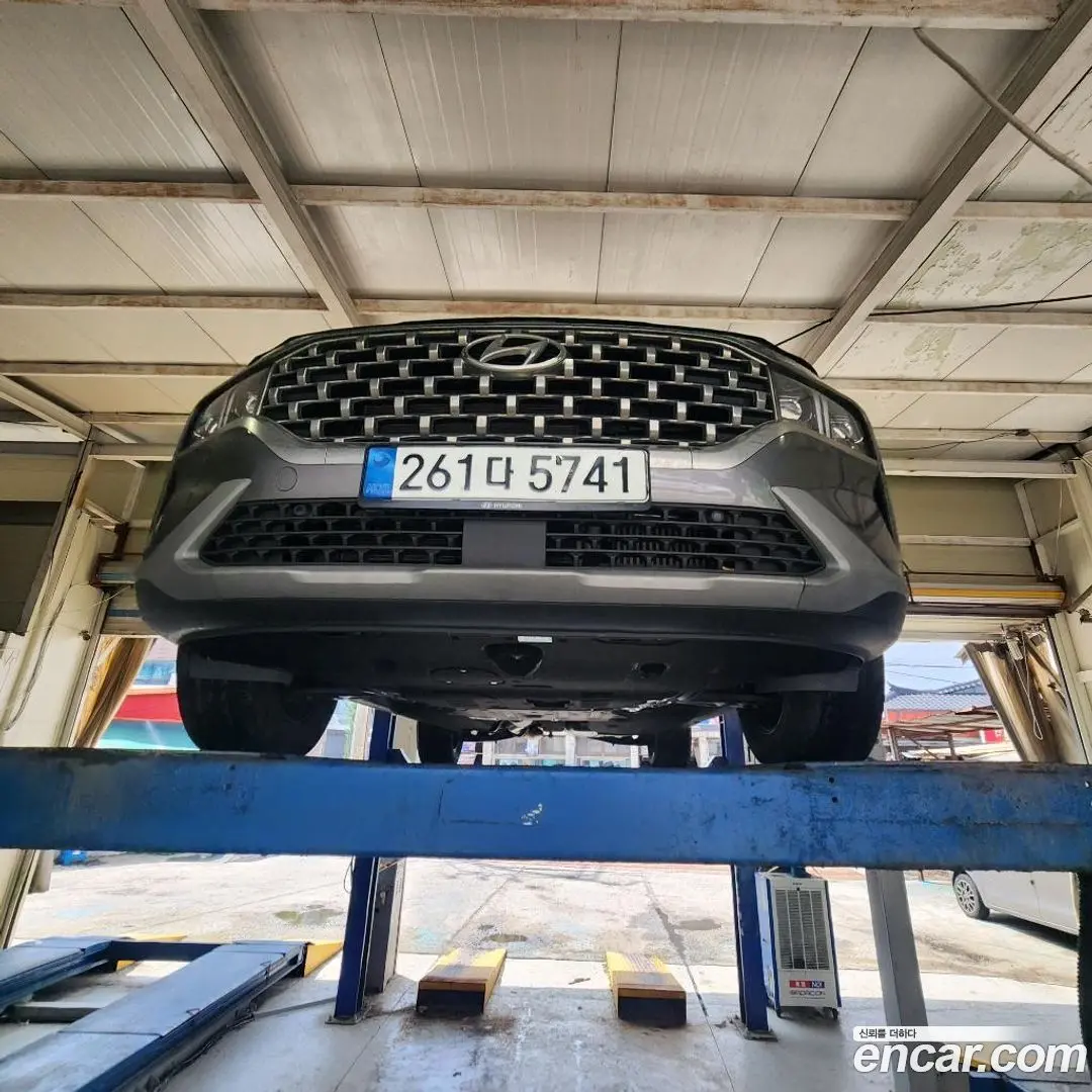 Main__Slider__Photo:Santafe Hyundai 2022.1-0