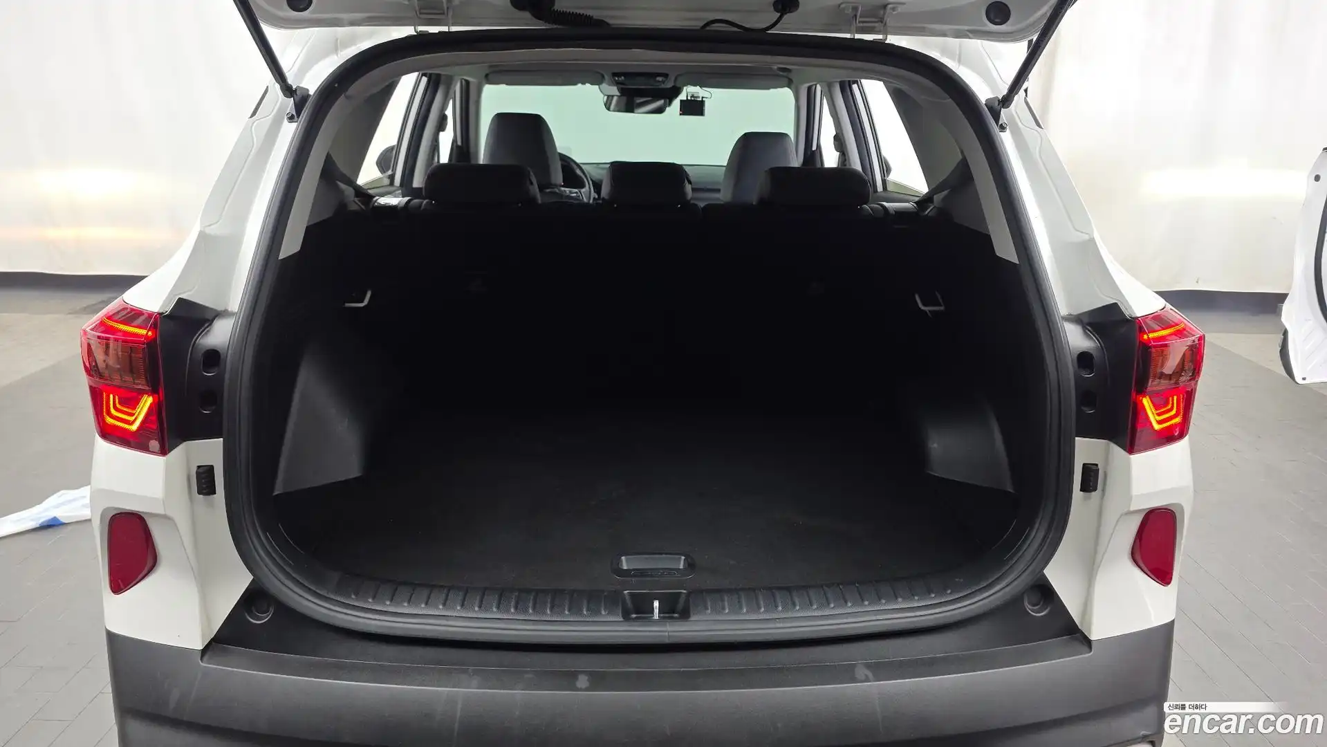 Seltos Kia 2020.3-OPTION-024