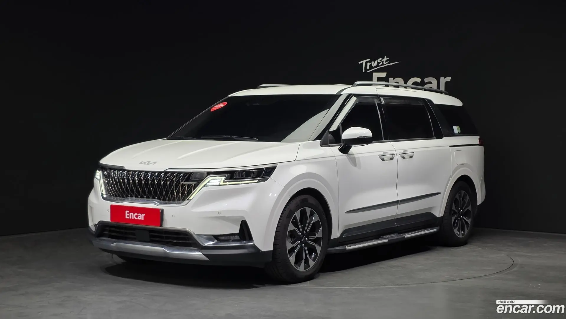 Main__Slider__Photo:Canival Kia 2021.11-0