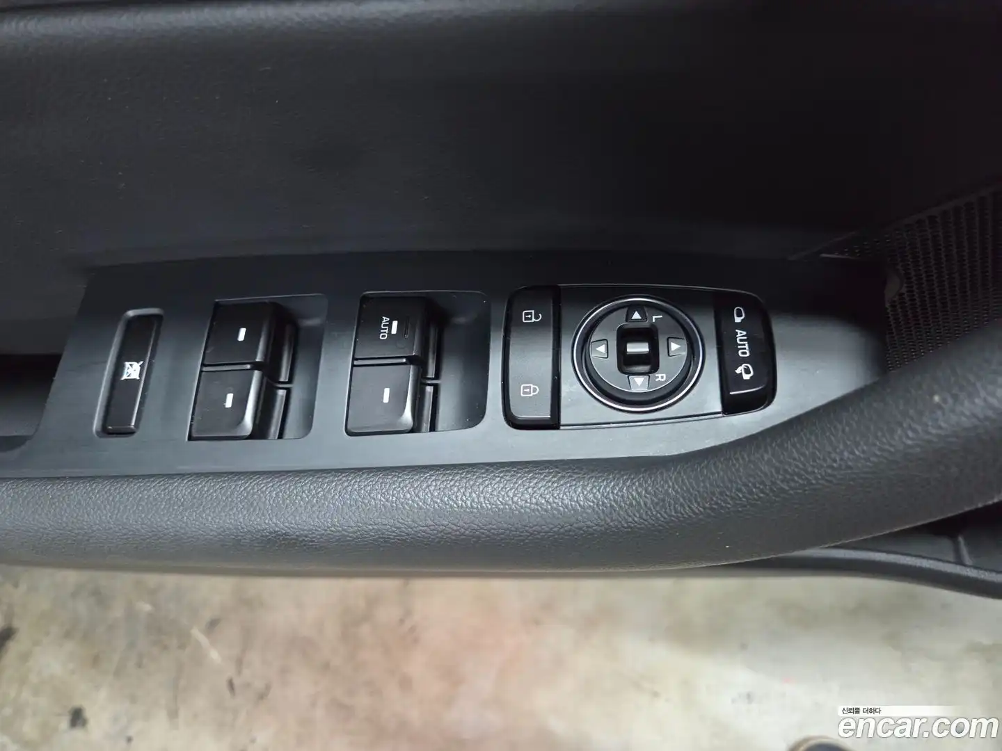 Sonata Hyundai 2016.11-OPTION-018