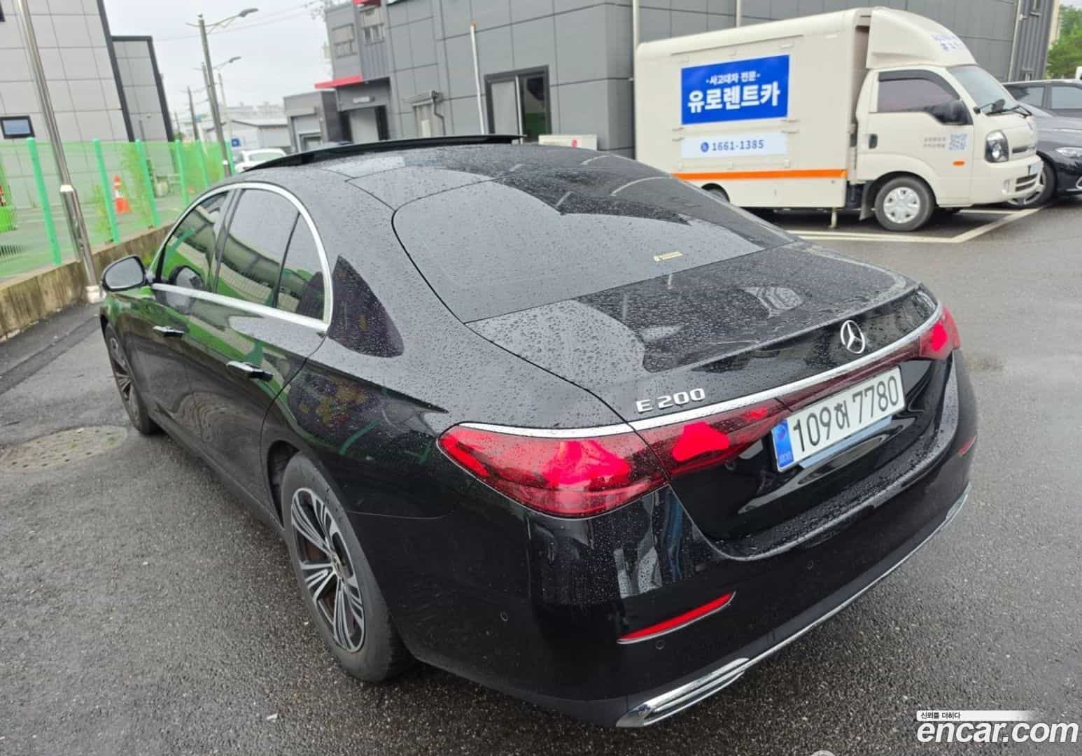 E-Class Mercedes-Benz 2025.8-OUTER-003