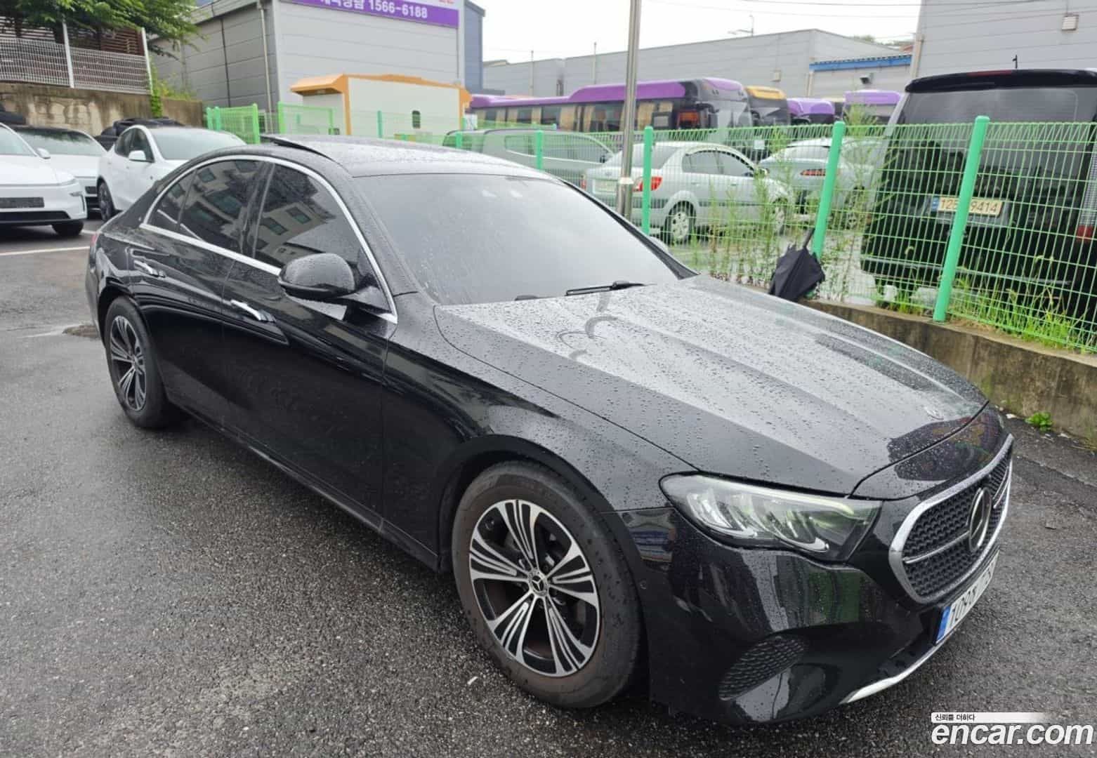E-Class Mercedes-Benz 2025.8-OUTER-006