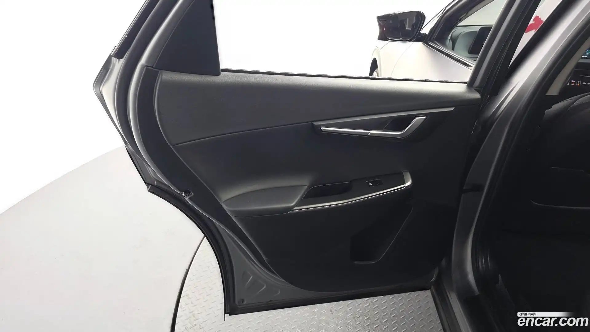 EV6 Kia 2022.8-INNER-035