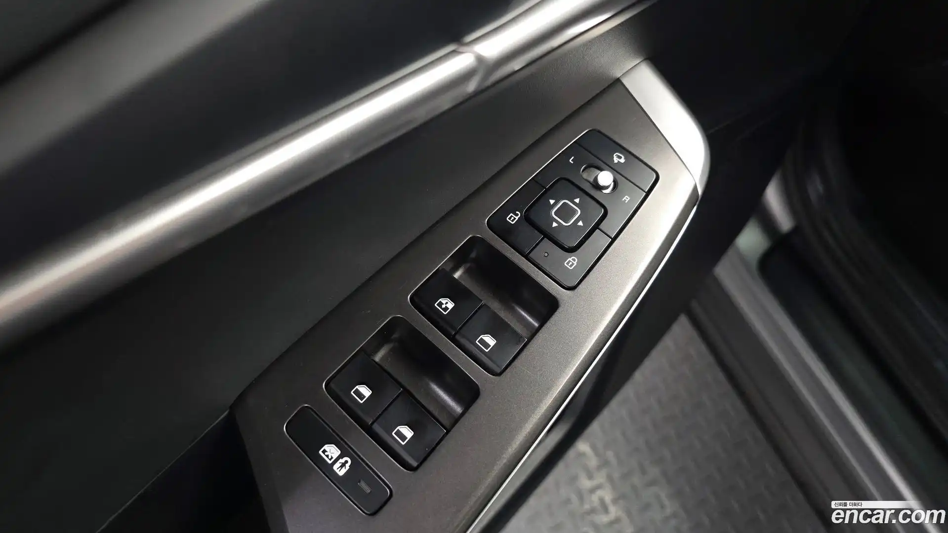EV6 Kia 2022.8-OPTION-041