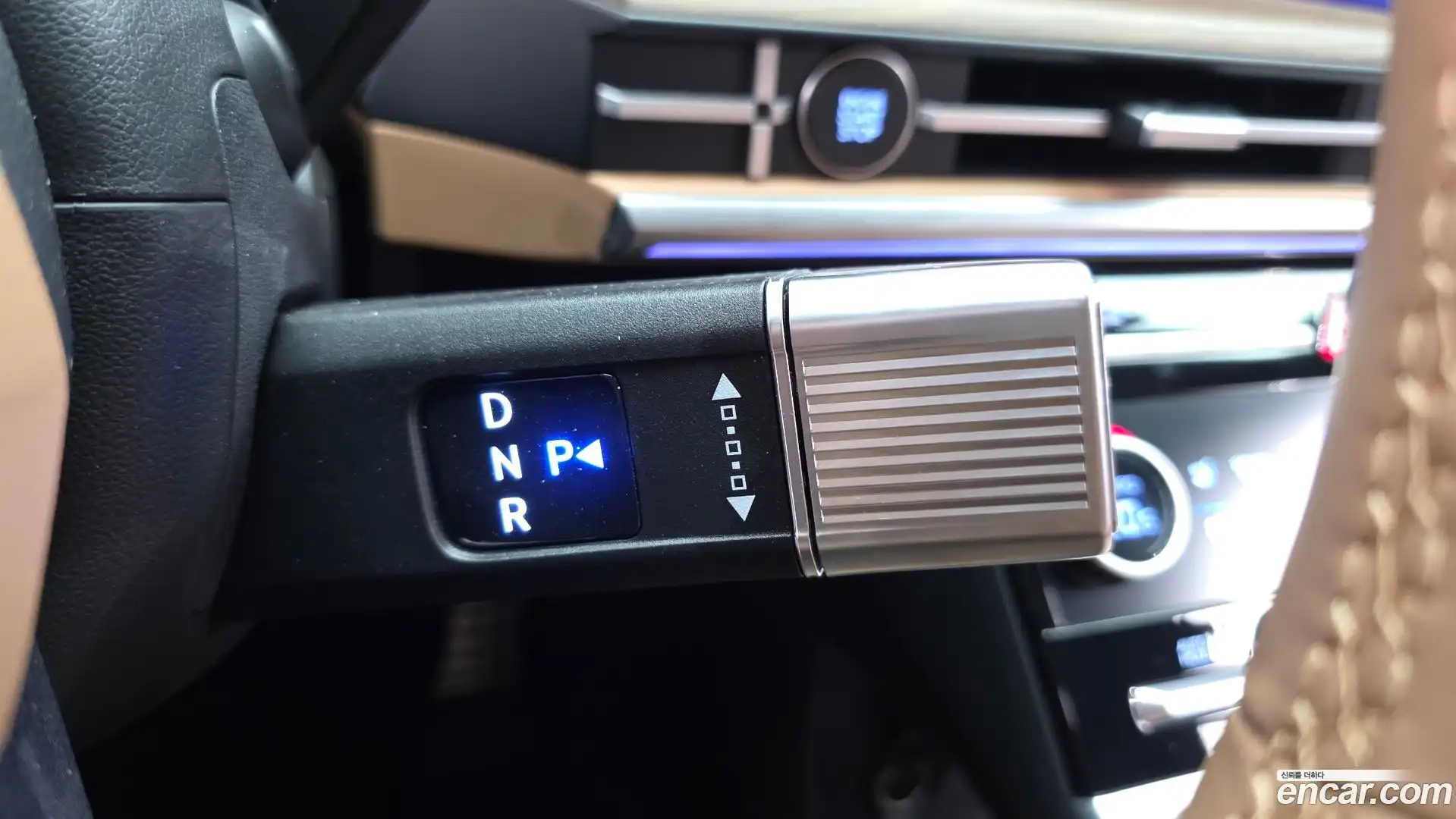 Santafe Hyundai 2025.1-INNER-009