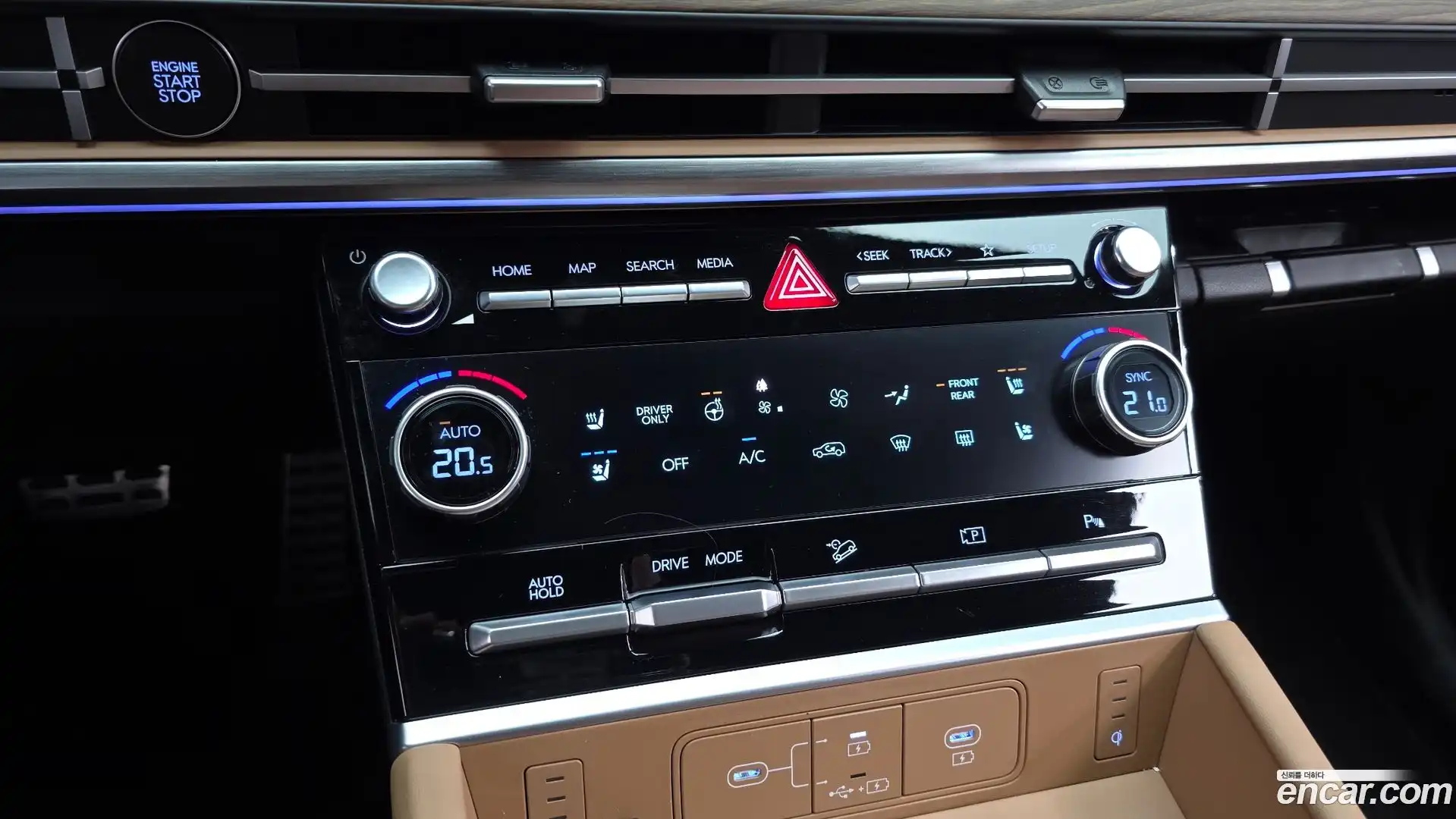 Santafe Hyundai 2025.1-OPTION-042