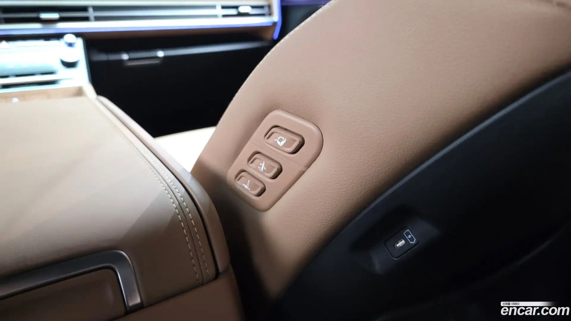 Santafe Hyundai 2025.1-OPTION-047