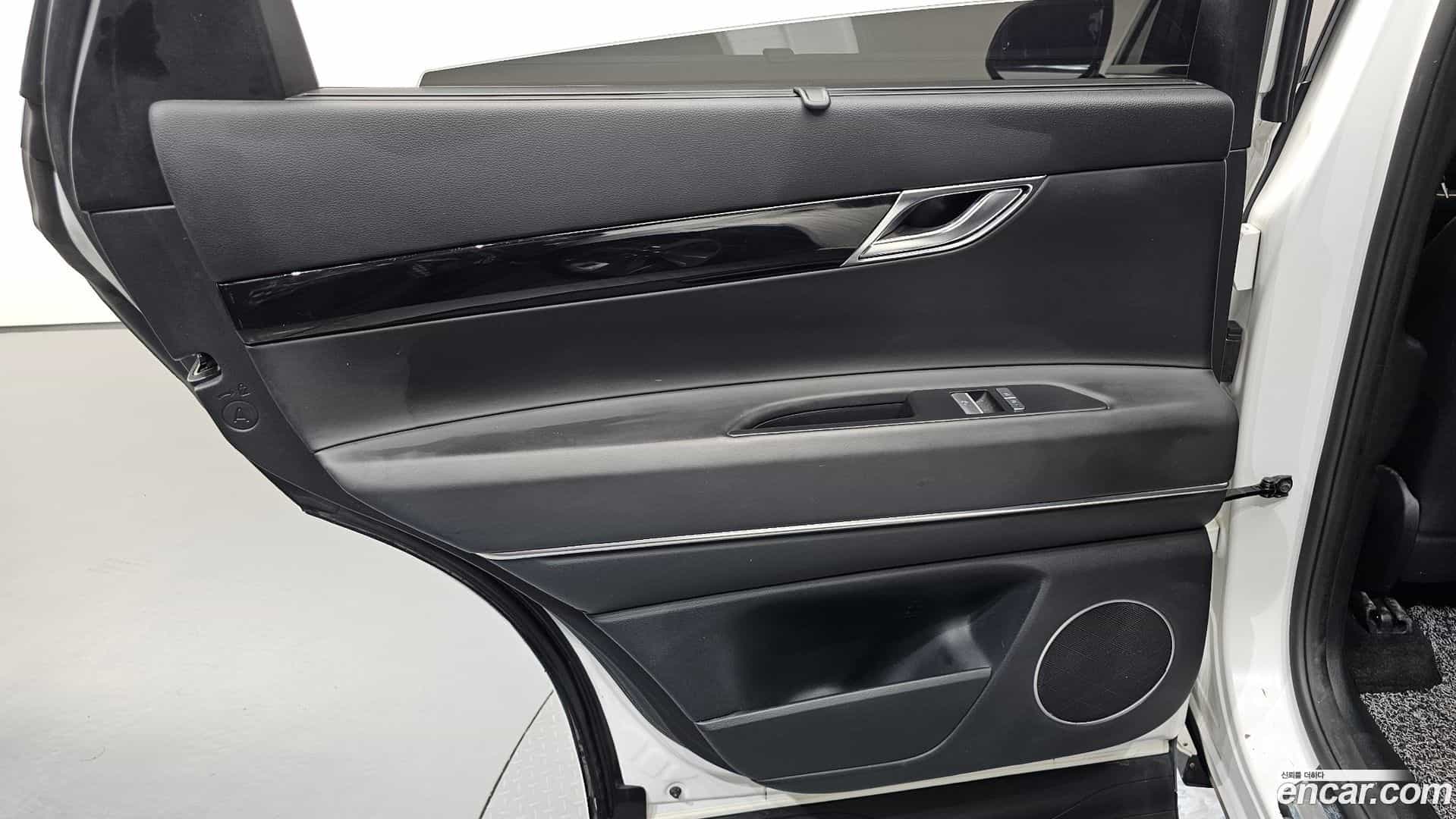 GV80 Genesis 2022.4-INNER-035