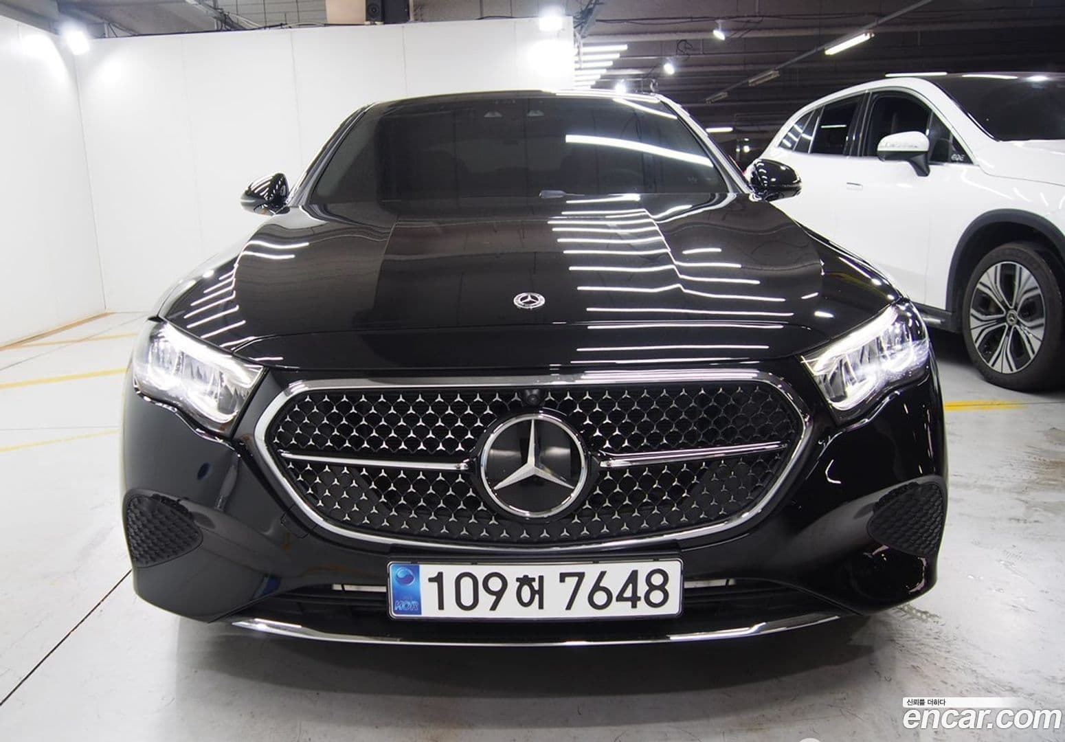Main__Slider__Photo:E-Class Mercedes-Benz 2025.5-0