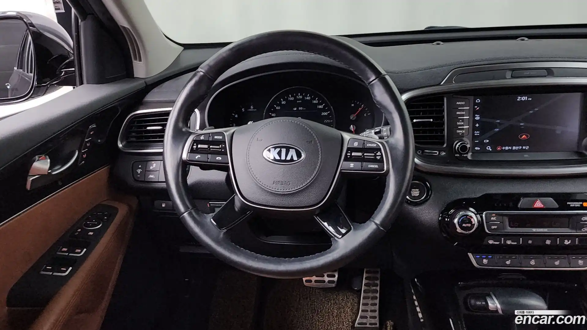 Sorento Kia 2018.9-OPTION-017