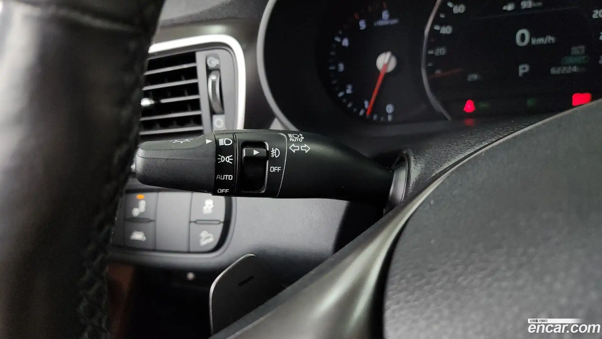 Sorento Kia 2018.9-OPTION-041