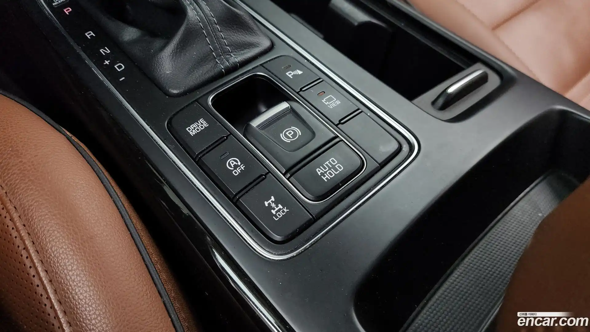 Sorento Kia 2018.9-OPTION-045