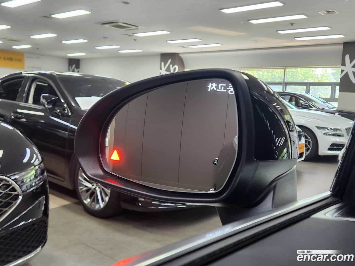 GLC-Class Mercedes-Benz 2026.2-OPTION-015