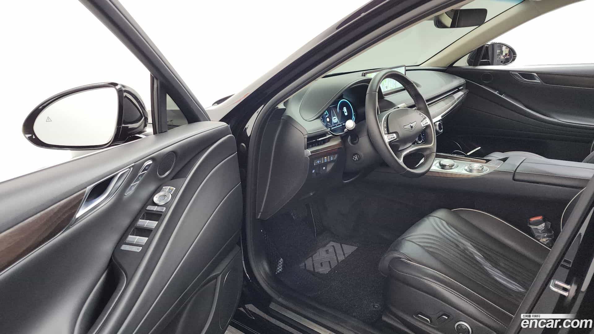 G80 Genesis 2023.10-INNER-010