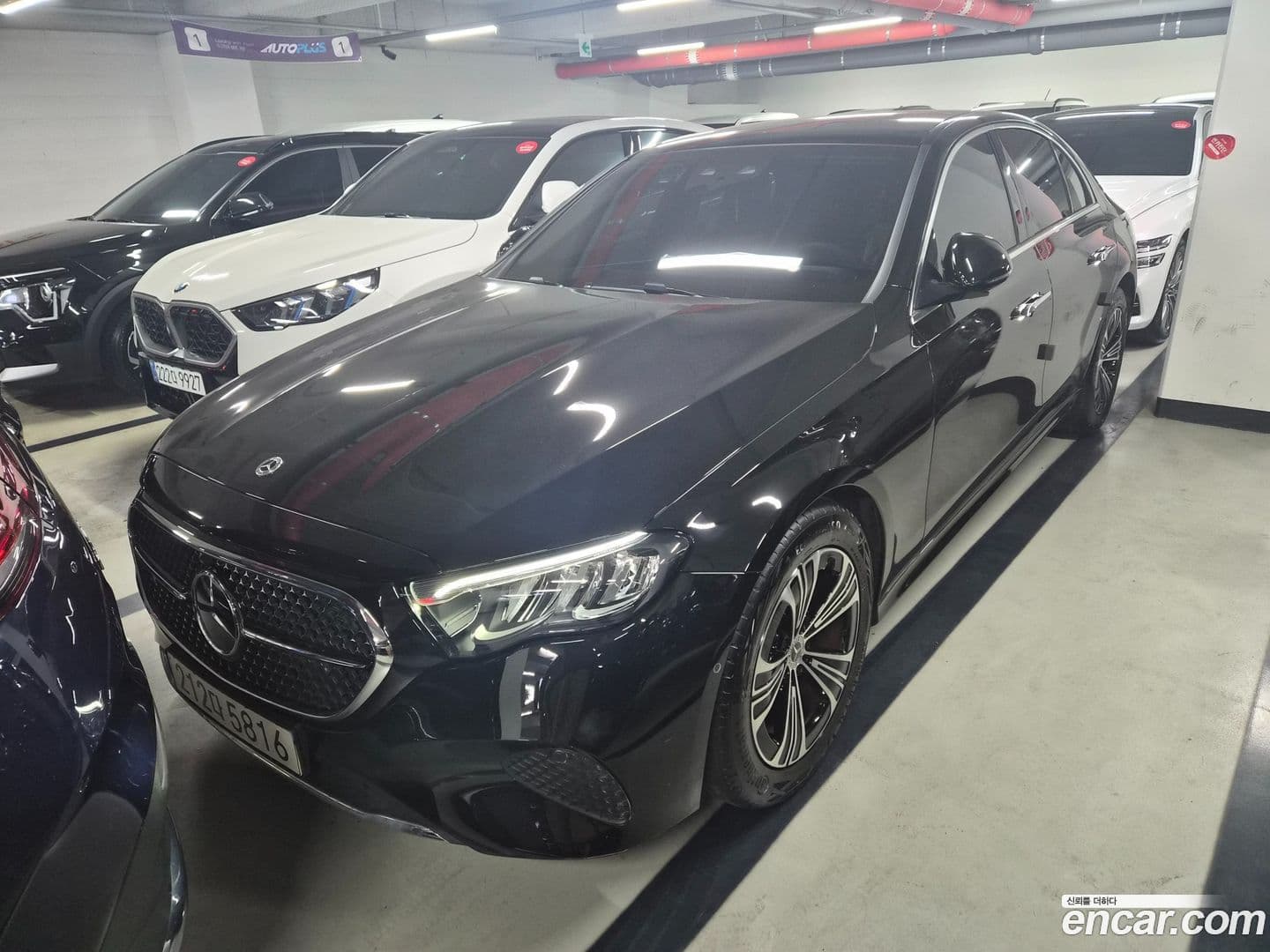 Main__Slider__Photo:E-Class Mercedes-Benz 2025.8-0