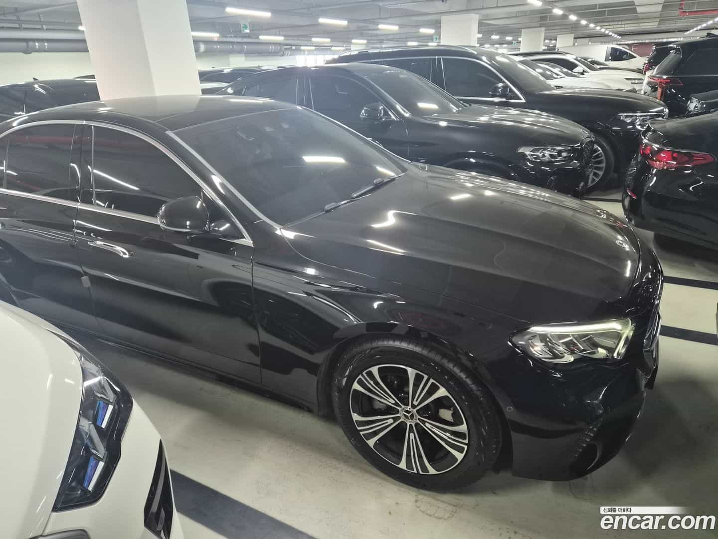 E-Class Mercedes-Benz 2025.8-OUTER-003