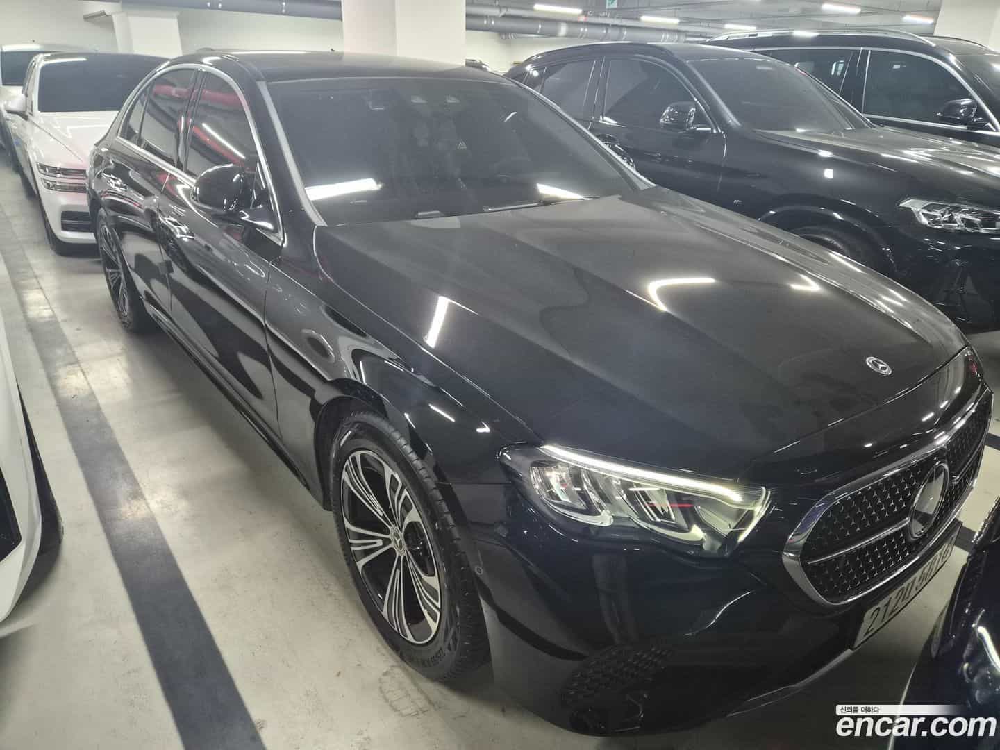 E-Class Mercedes-Benz 2025.8-OUTER-004