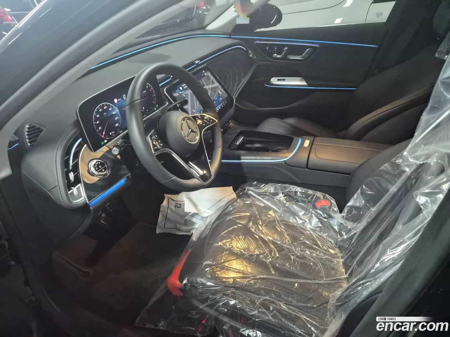 E-Class Mercedes-Benz 2025.8-OPTION-017