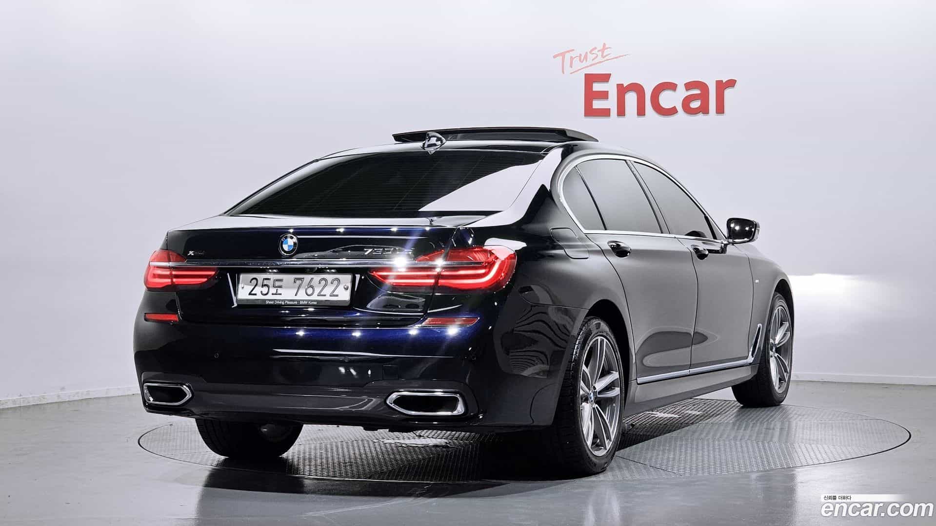 7-Series BMW 2018.4-OUTER-002