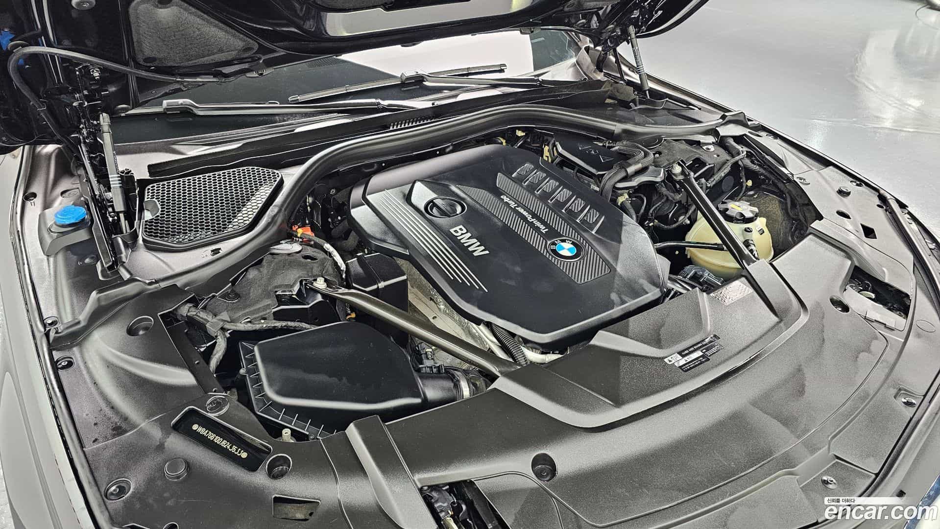 7-Series BMW 2018.4-OUTER-006