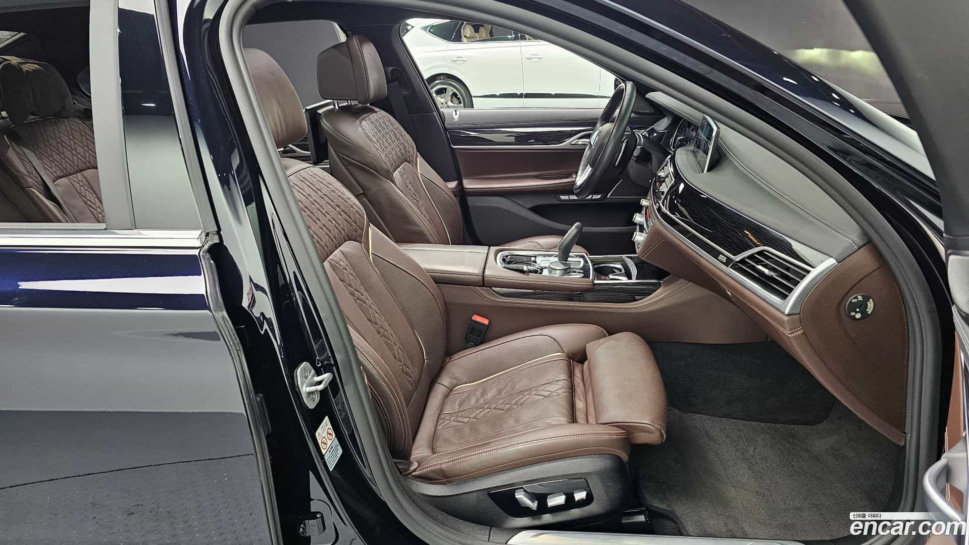 7-Series BMW 2018.4-INNER-010